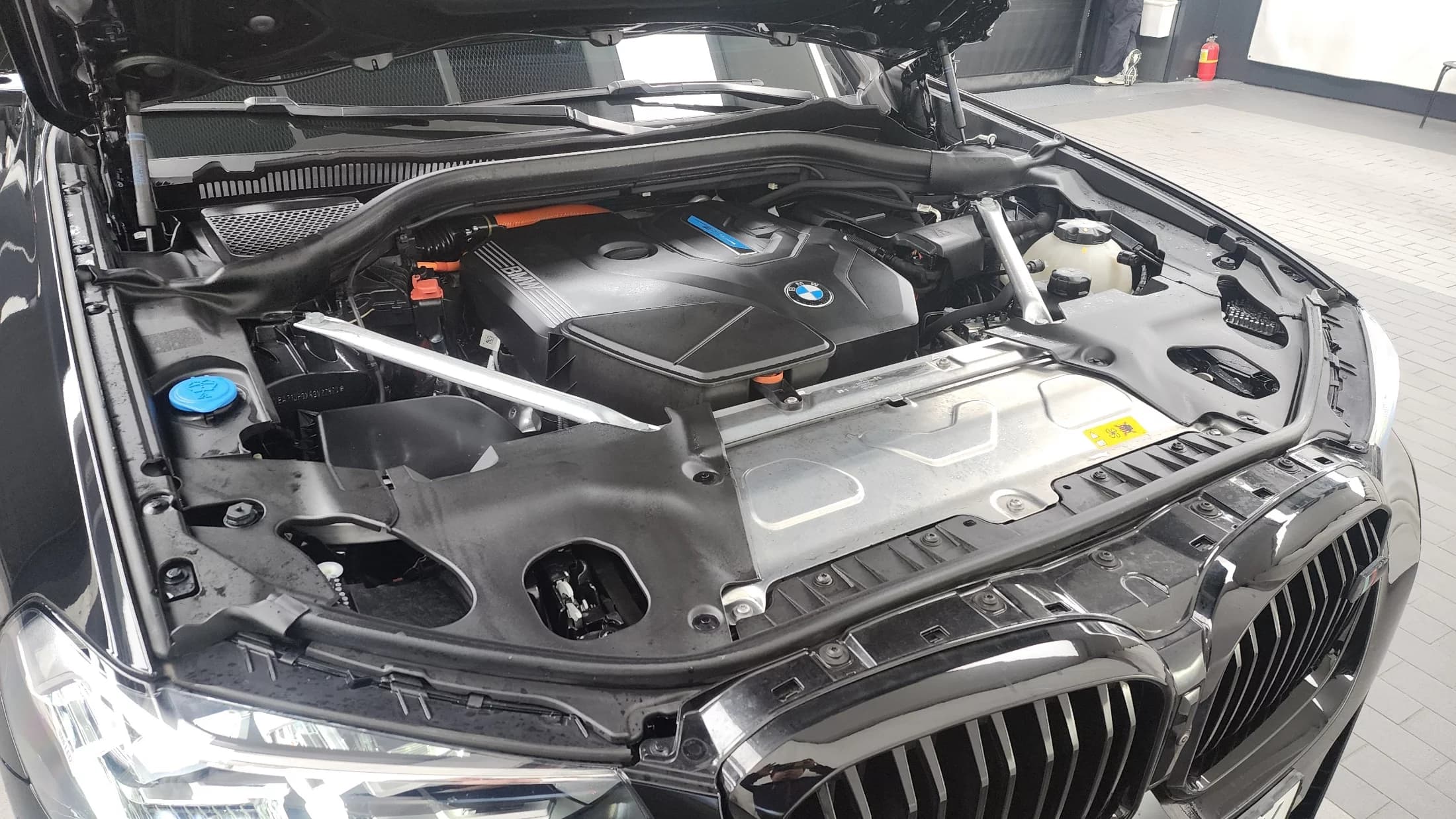 BMW X3 xDrive 30e M Sport, гибрид, 2024 г. 25144 км. — фото 6