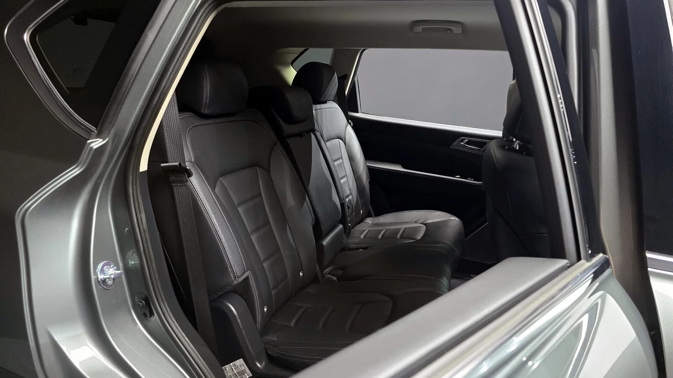 SsangYong Rexton Diesel 2.2 4WD Luxury, 2021 г. 26287 км. — фото 12