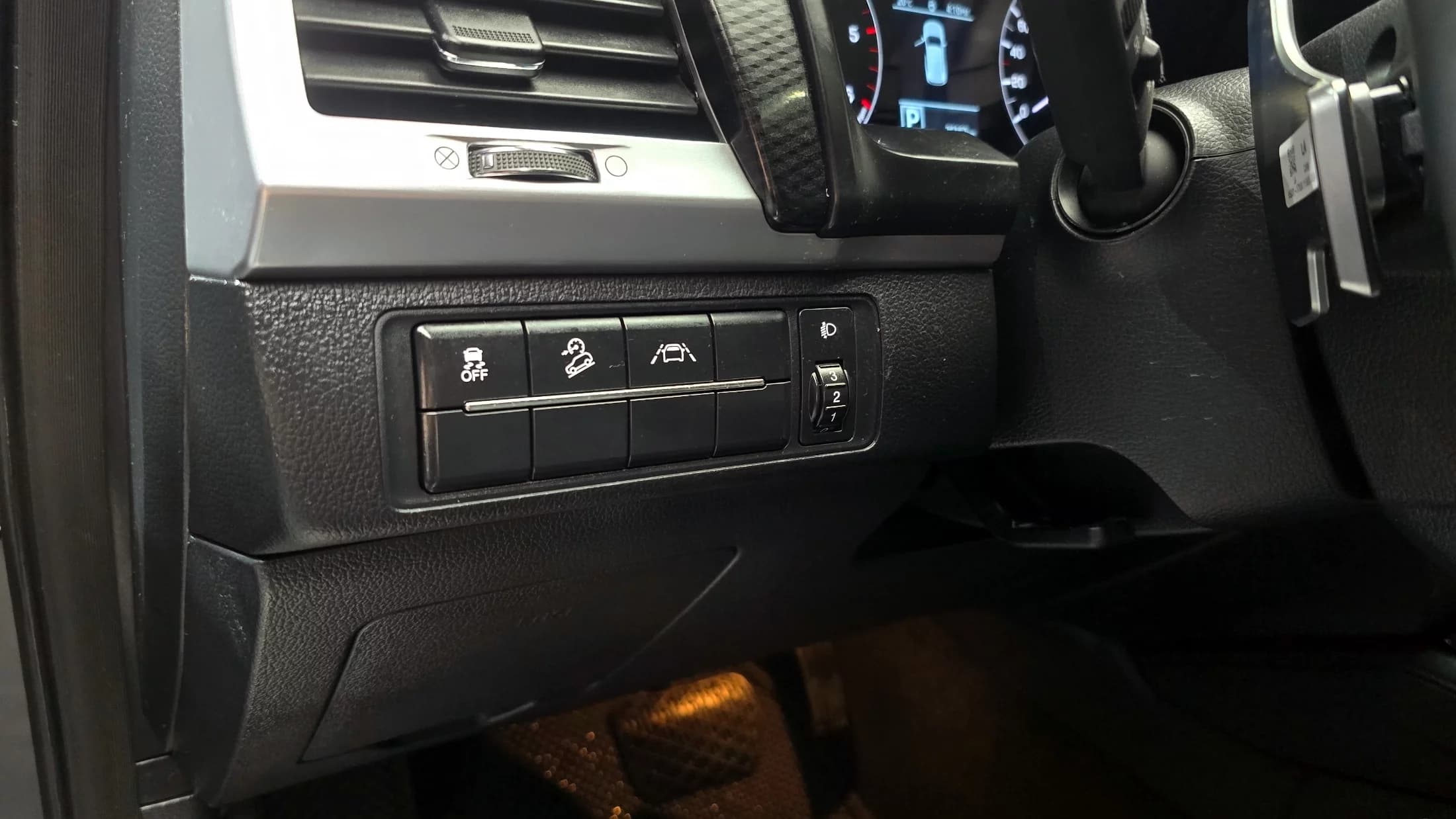 SsangYong Rexton Diesel 2.2 4WD Luxury, 2021 г. 26287 км. — фото 15