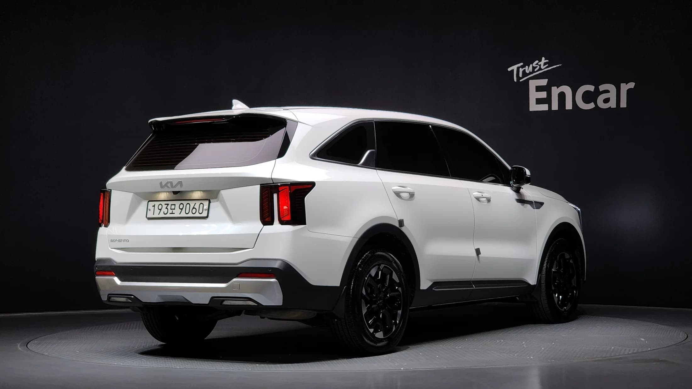 Kia Sorento Gasoline 2.5T 2WD Prestige, 2024 г. 15522 км. — фото 2