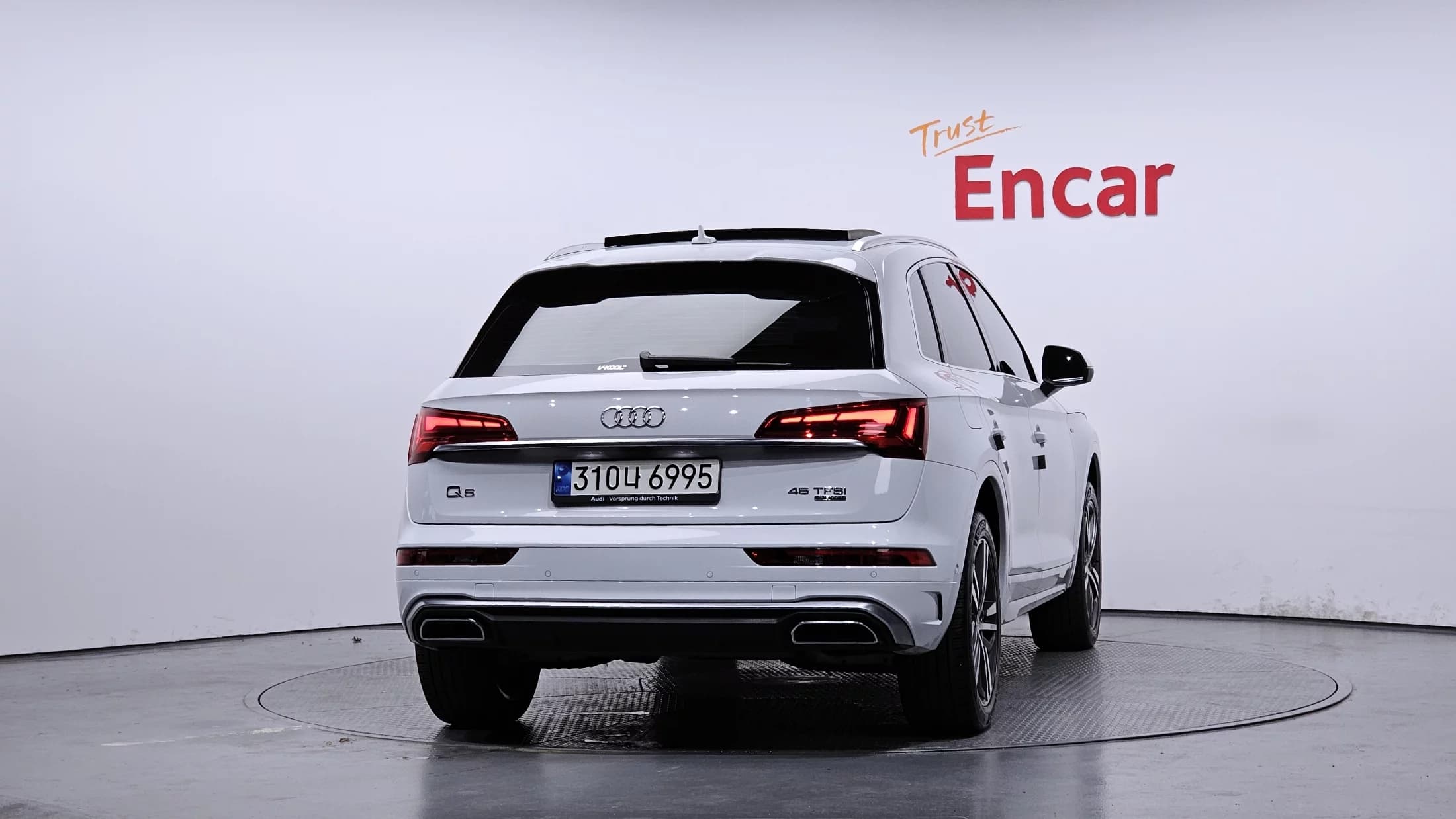 Audi Q5 45 TFSI Quattro Premium, 2021 г. 58639 км. — фото 4