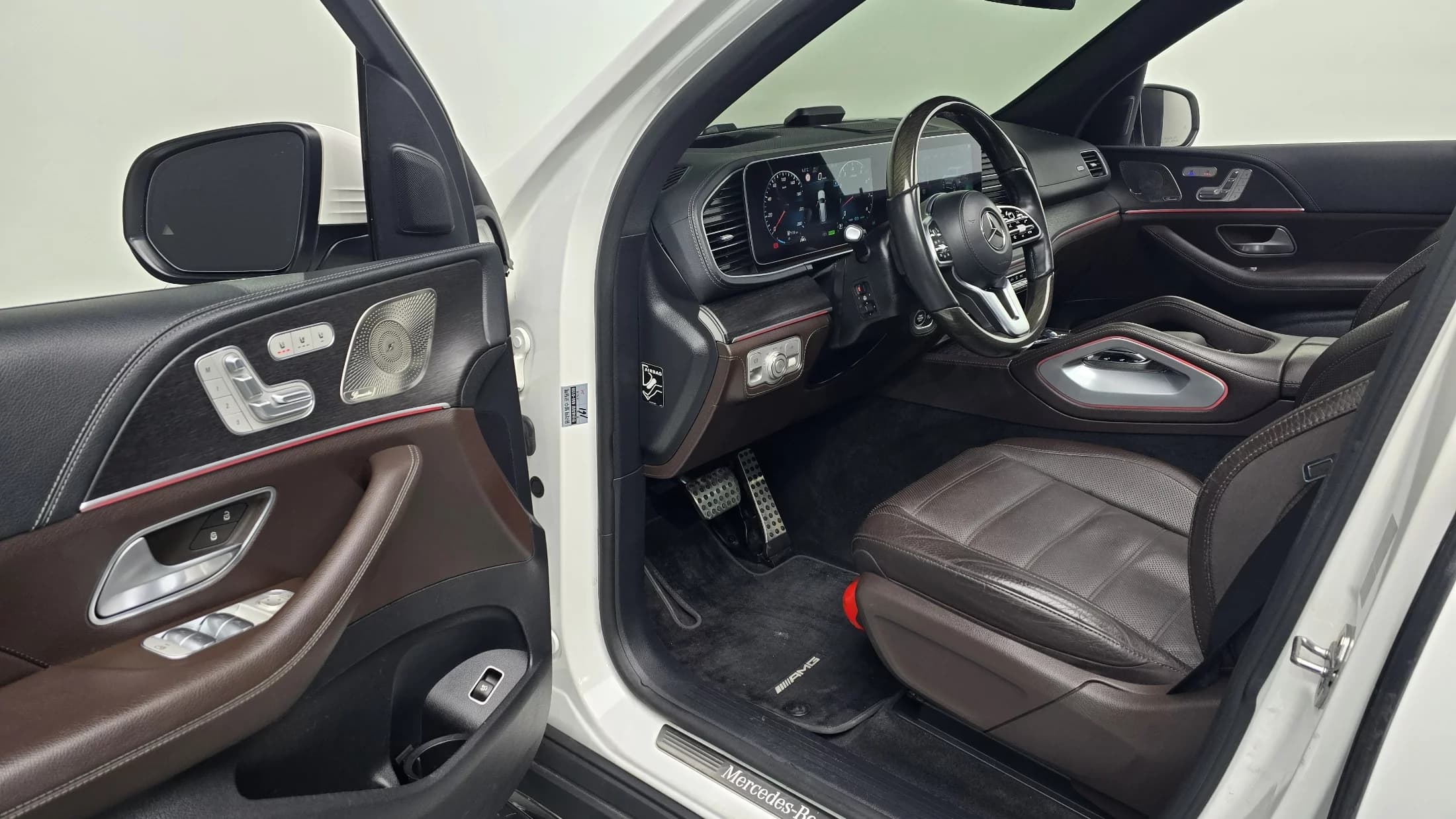Mercedes-Benz GLS-Class GLS580 4MATIC, 2022 г. 102535 км. — фото 11