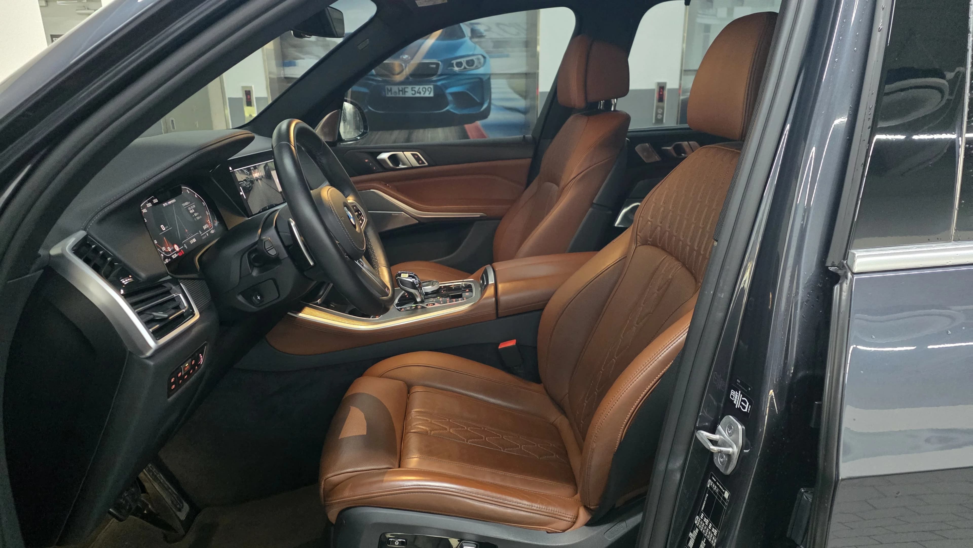 BMW X5 M50i, 2021 г. 45945 км. — фото 7