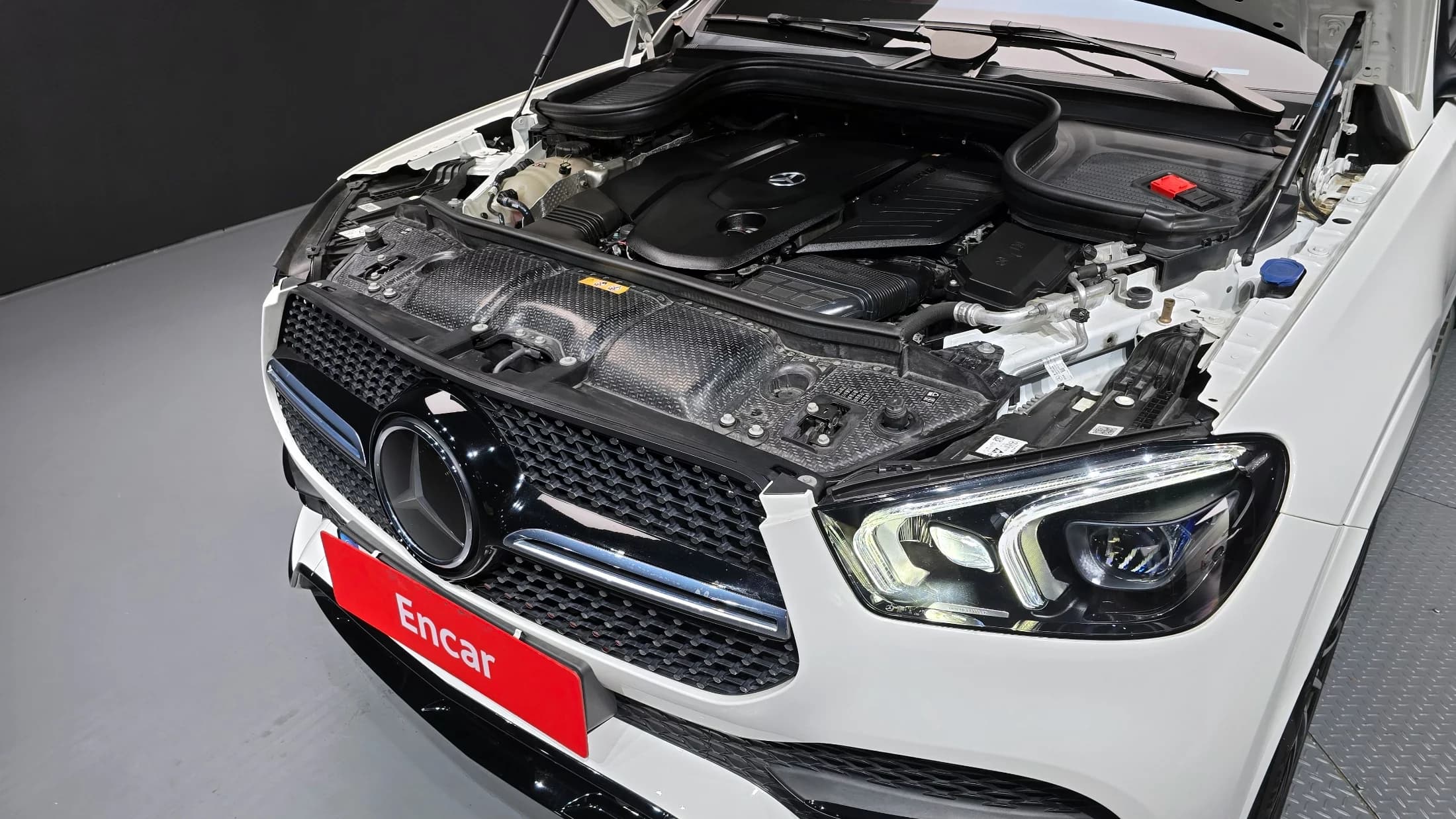Mercedes-Benz GLE-Class GLE400d 4MATIC Coupe, 2022 г. 32738 км. — фото 6