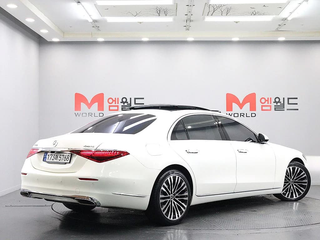 Mercedes-Benz S-Class S580L 4MATIC, 2021 г. 44524 км. — фото 3