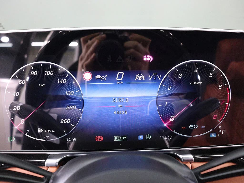Mercedes-Benz S-Class S580L 4MATIC, 2021 г. 44524 км. — фото 6