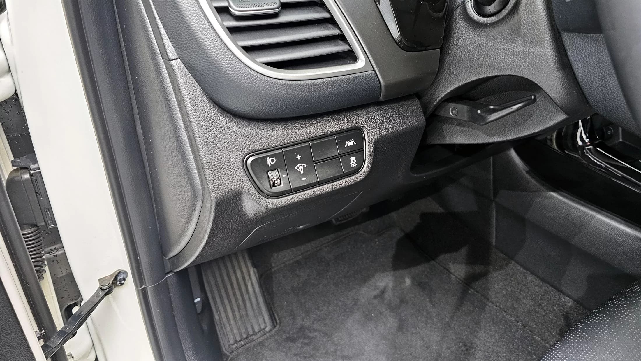 Kia Seltos Gasoline 1.6 Turbo 2WD Signature, 2022 г. 24510 км. — фото 14