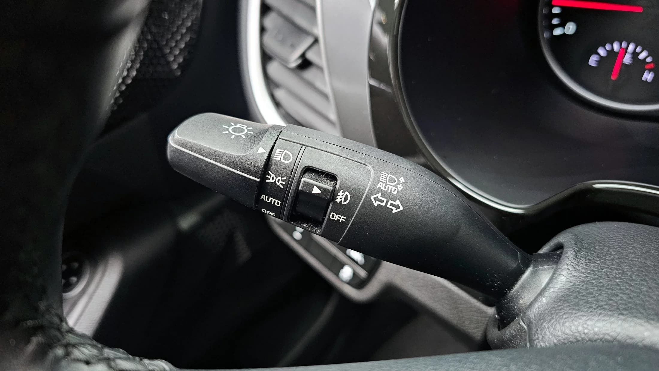 Kia Seltos Gasoline 1.6 Turbo 2WD Signature, 2022 г. 24510 км. — фото 18