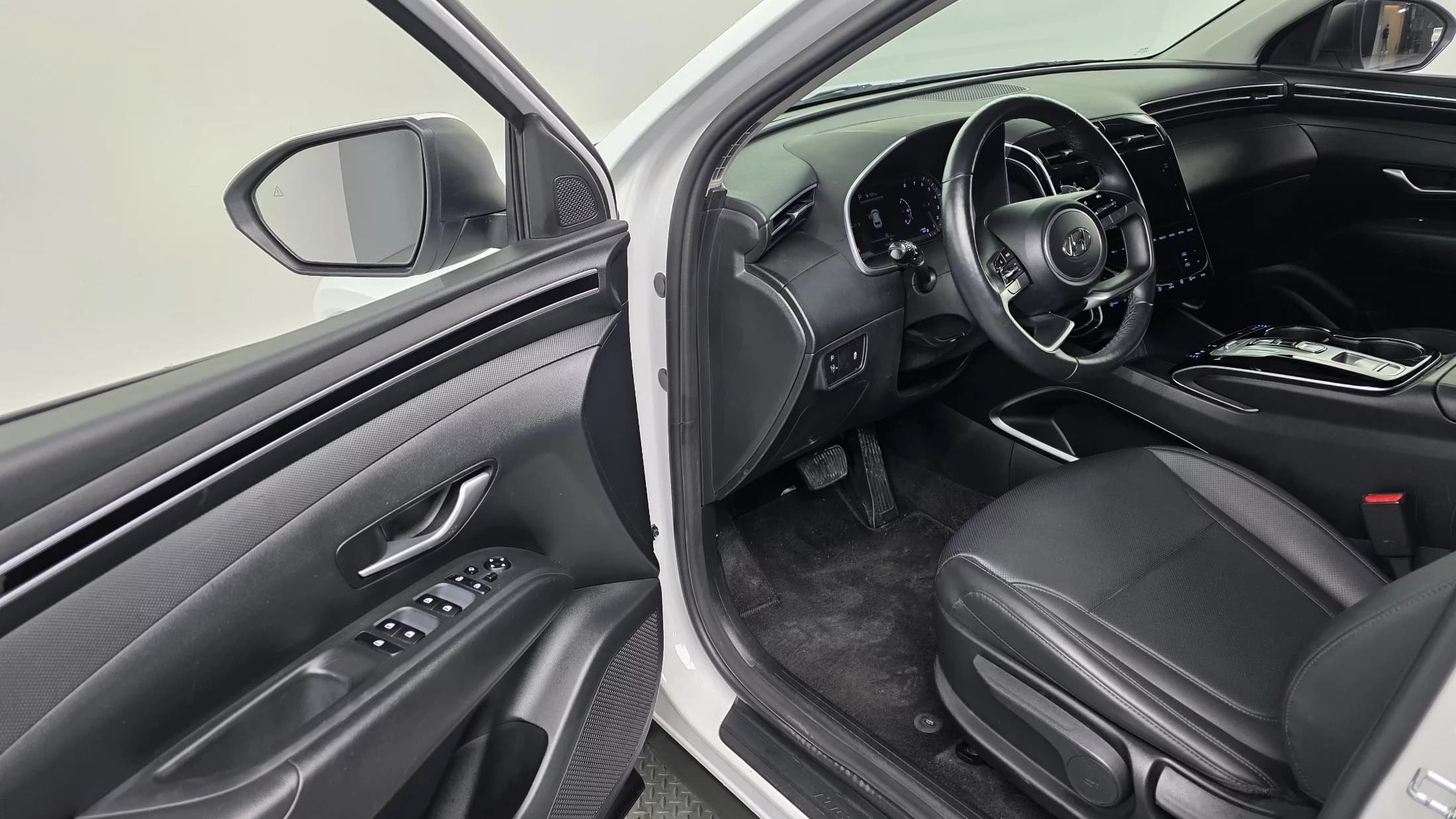 Hyundai Tucson Gasoline 1.6 Turbo 2WD Modern, 2022 г. 71445 км. — фото 11