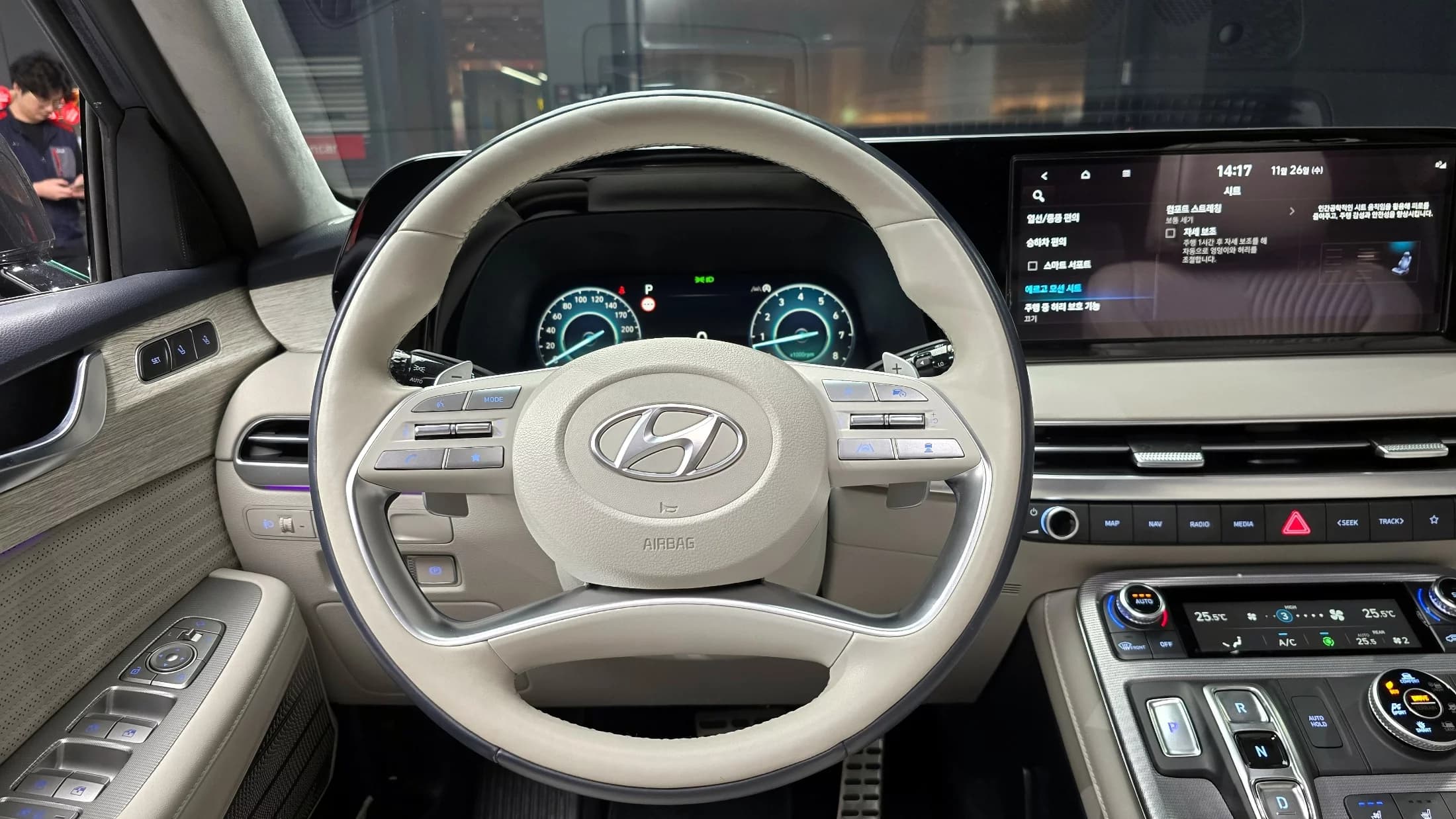 Hyundai Palisade Gasoline 3.8 4WD Calligraphy, 2023 г. 26834 км. — фото 14