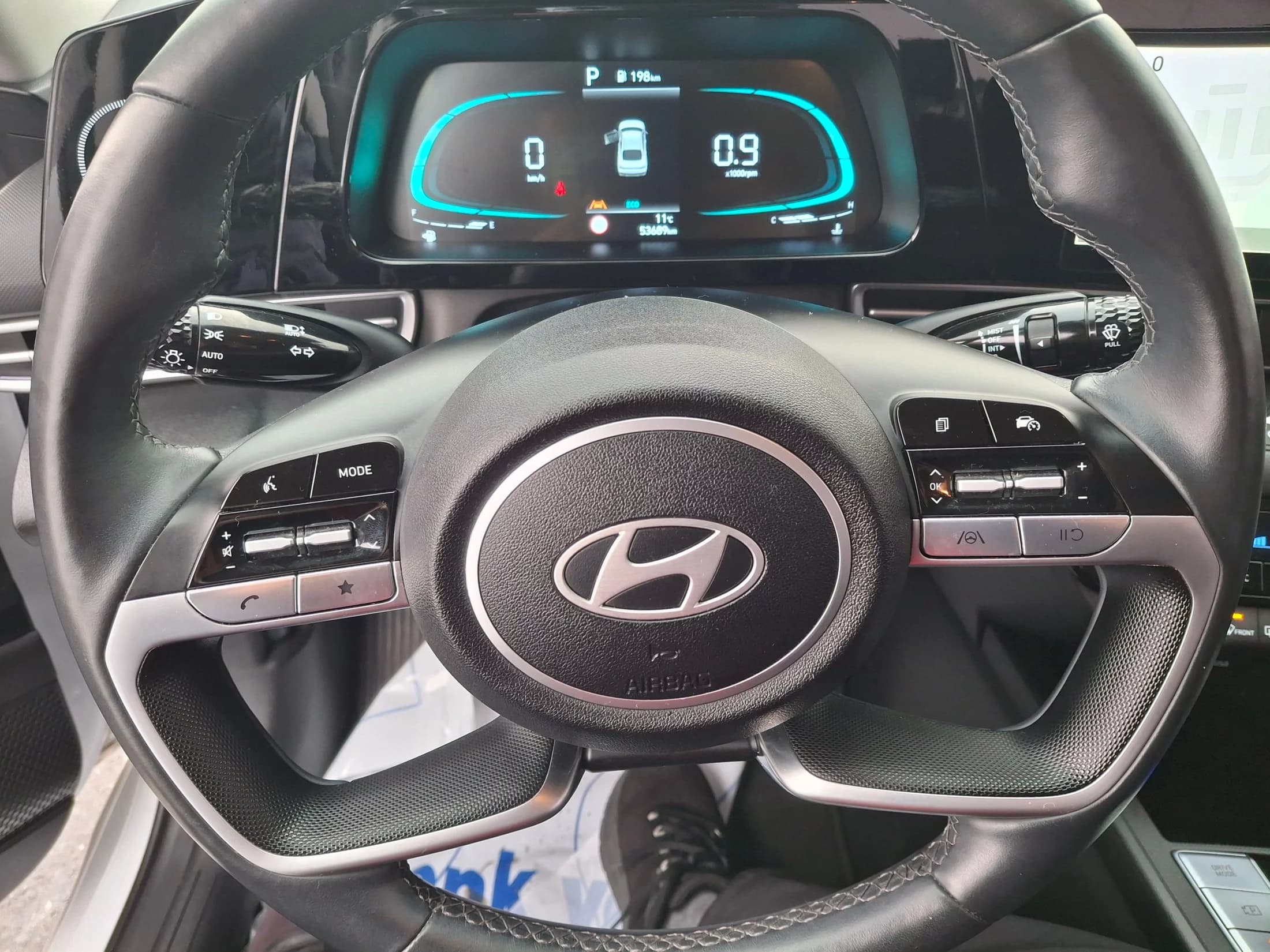 Hyundai AVANTE (Хендай Элантра) 1.6 Modern, 2024 г. 53750 км. — фото 12