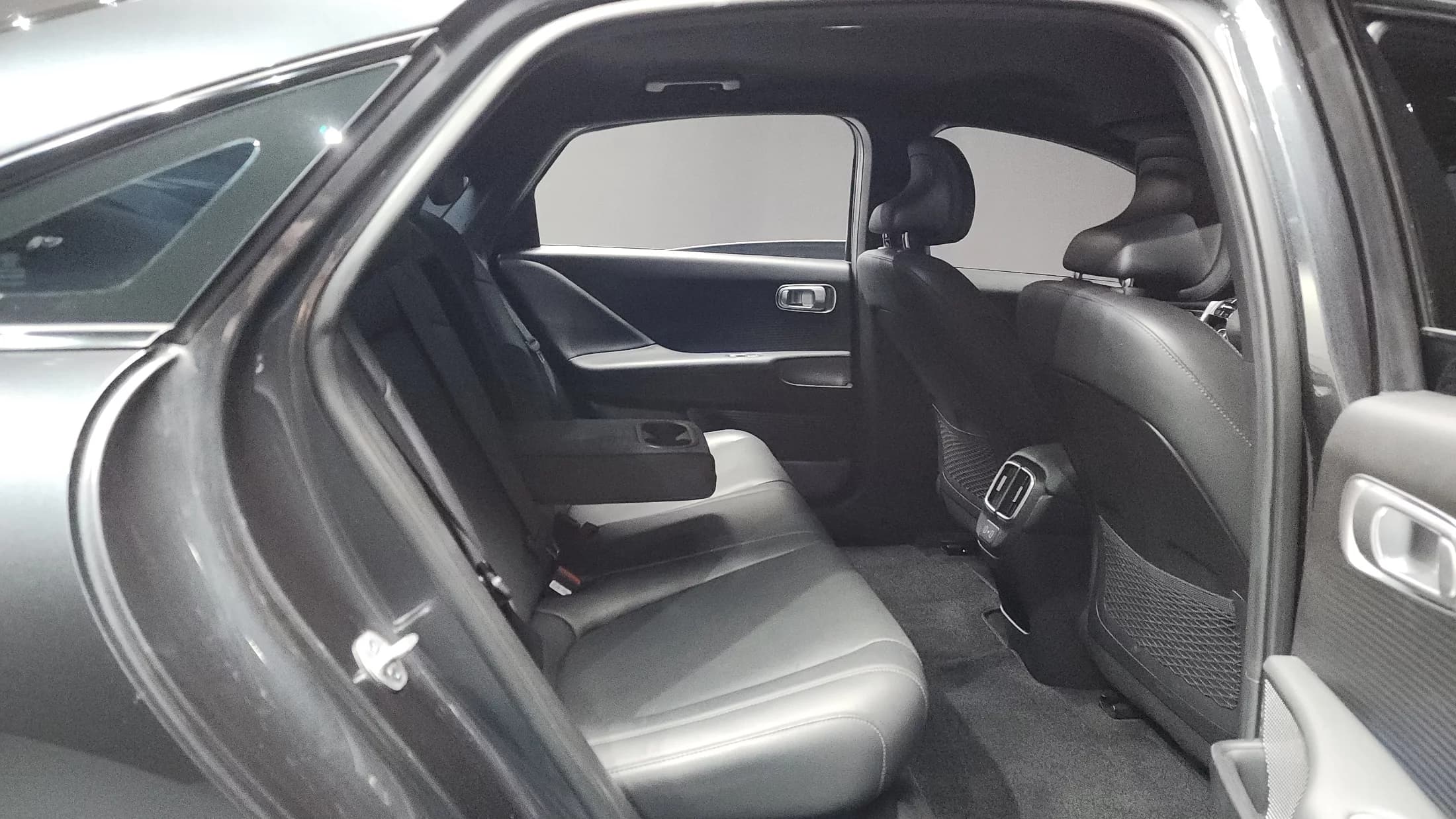 Hyundai Ioniq 6 Long Range Prestige, электромобиль, 2023 г. 23821 км. — фото 12