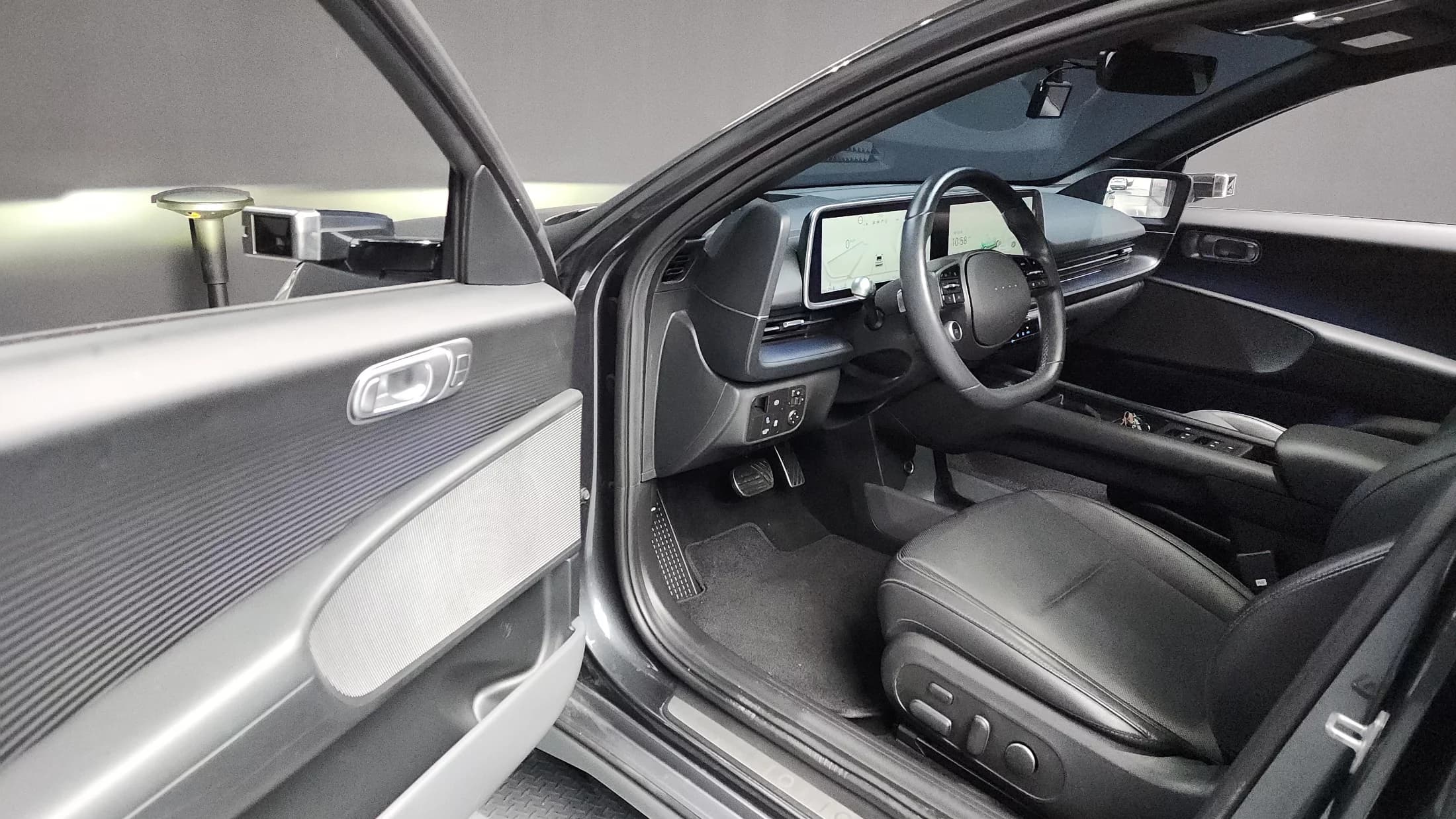 Hyundai Ioniq 6 Long Range Prestige, электромобиль, 2023 г. 23821 км. — фото 10