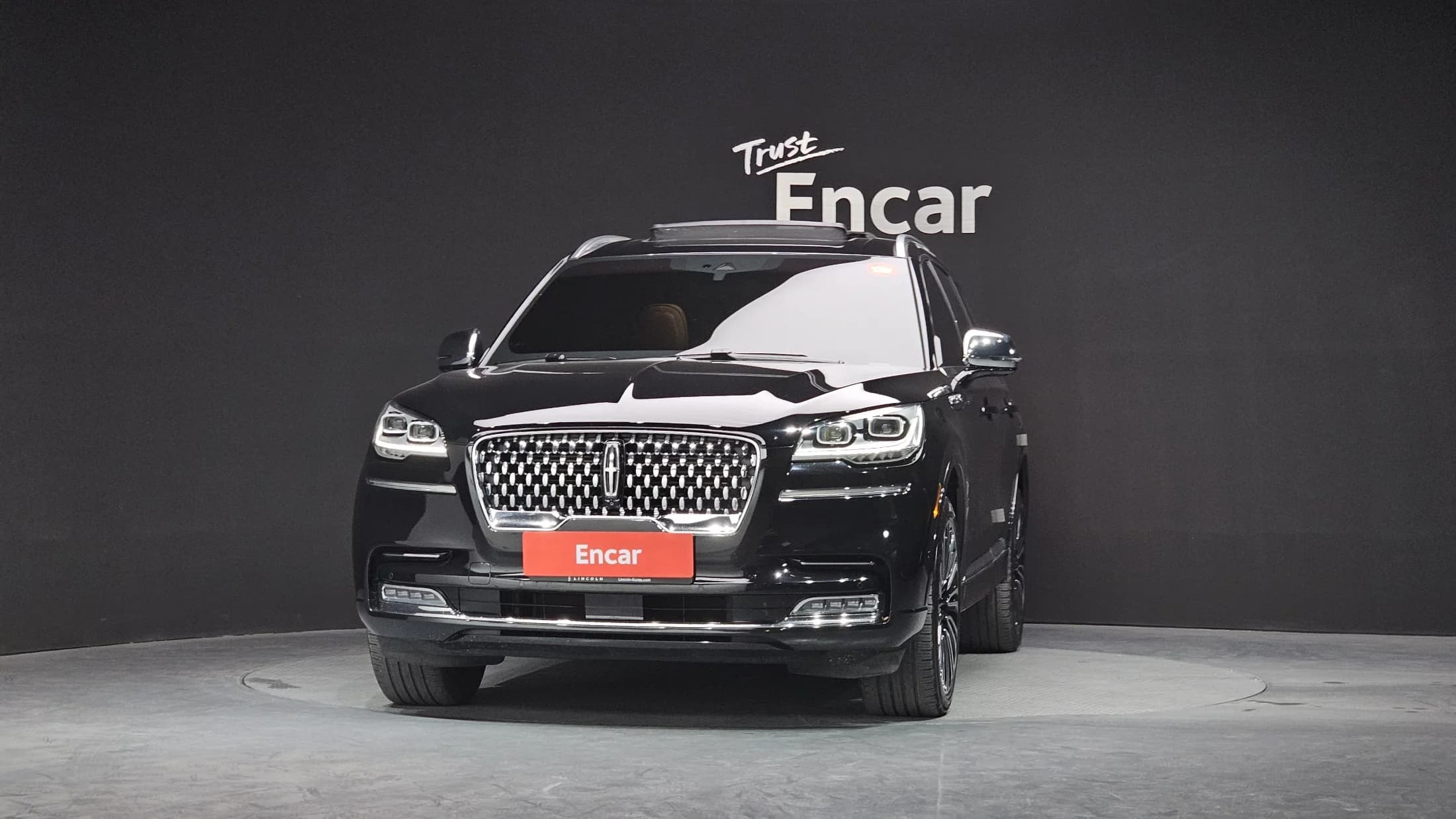 Lincoln AVIATOR 3.0 Black Label AWD, 2021 г. 128329 км. — фото 3