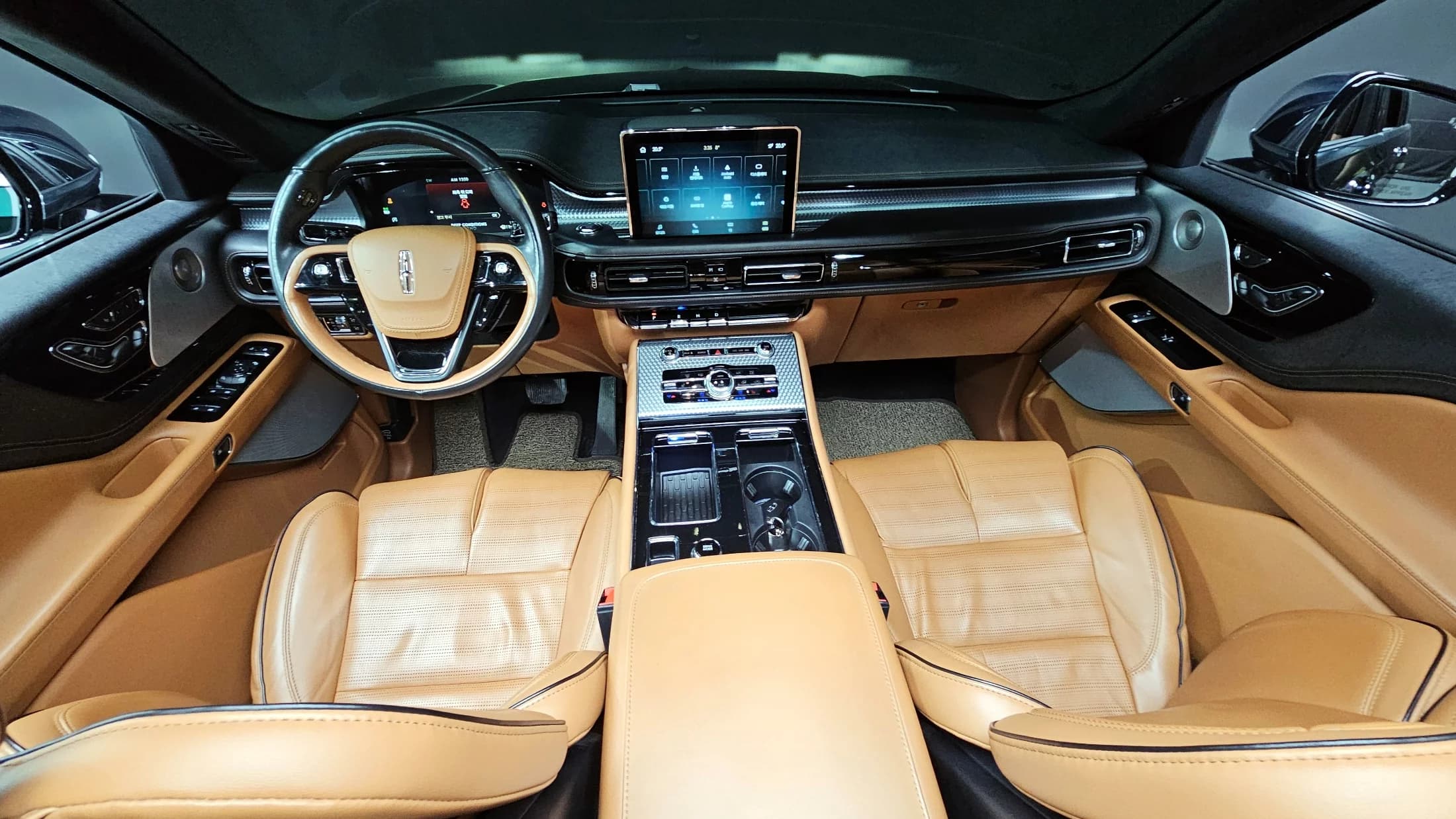 Lincoln AVIATOR 3.0 Black Label AWD, 2021 г. 128329 км. — фото 7