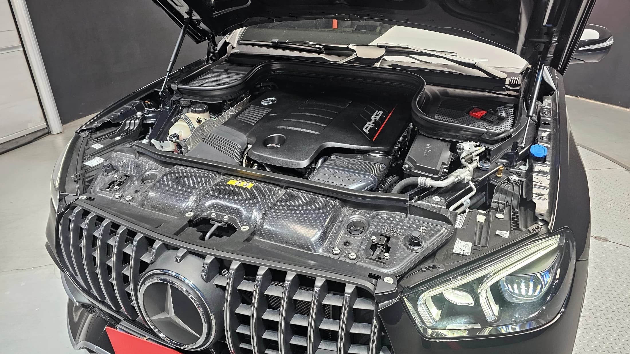 Mercedes-Benz GLE-Class AMG GLE53 4MATIC+ Coupe, 2023 г. 13270 км. — фото 6