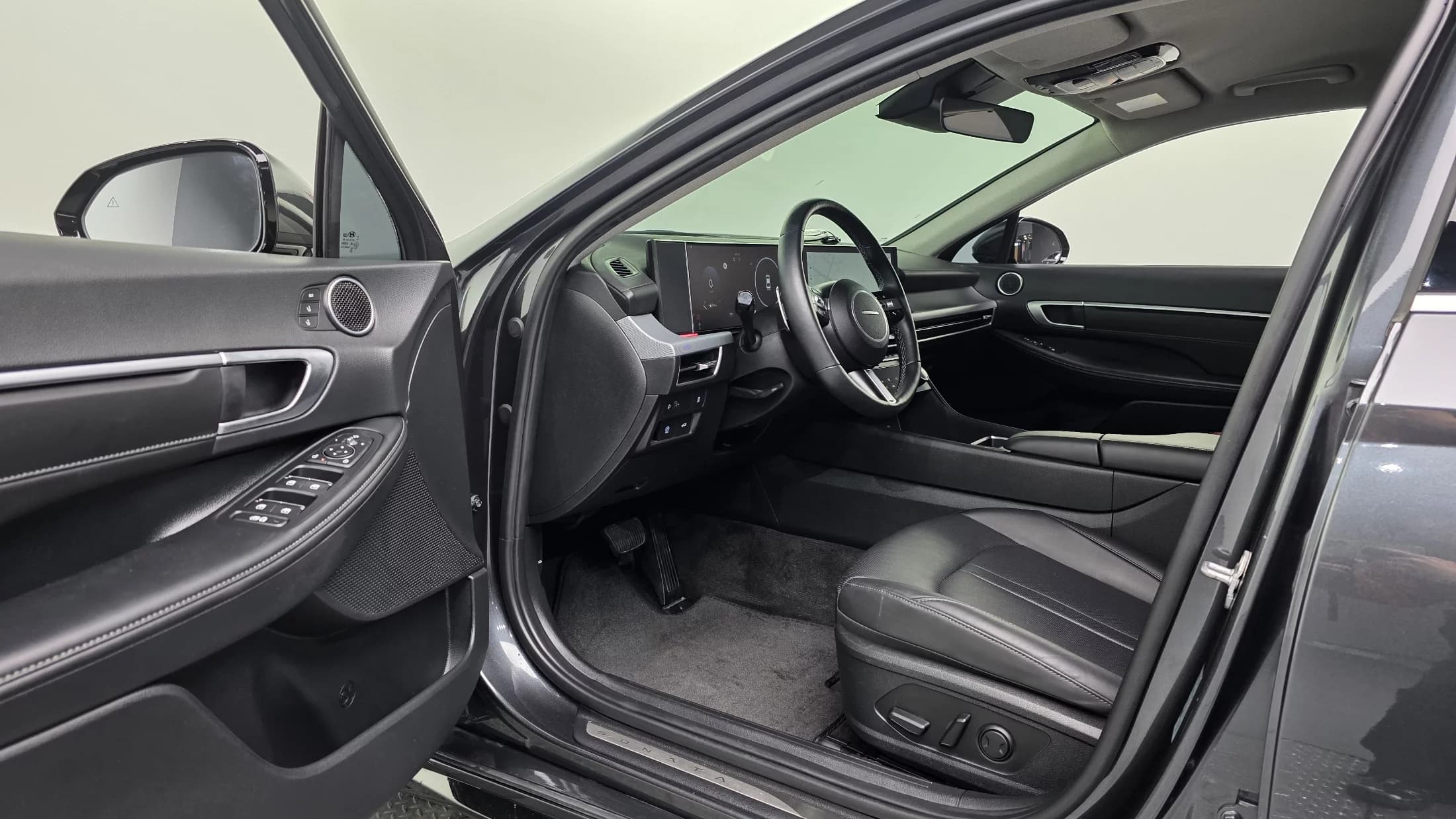 Hyundai Sonata 2.0 LPG Premium, 2024 г. 27884 км. — фото 11