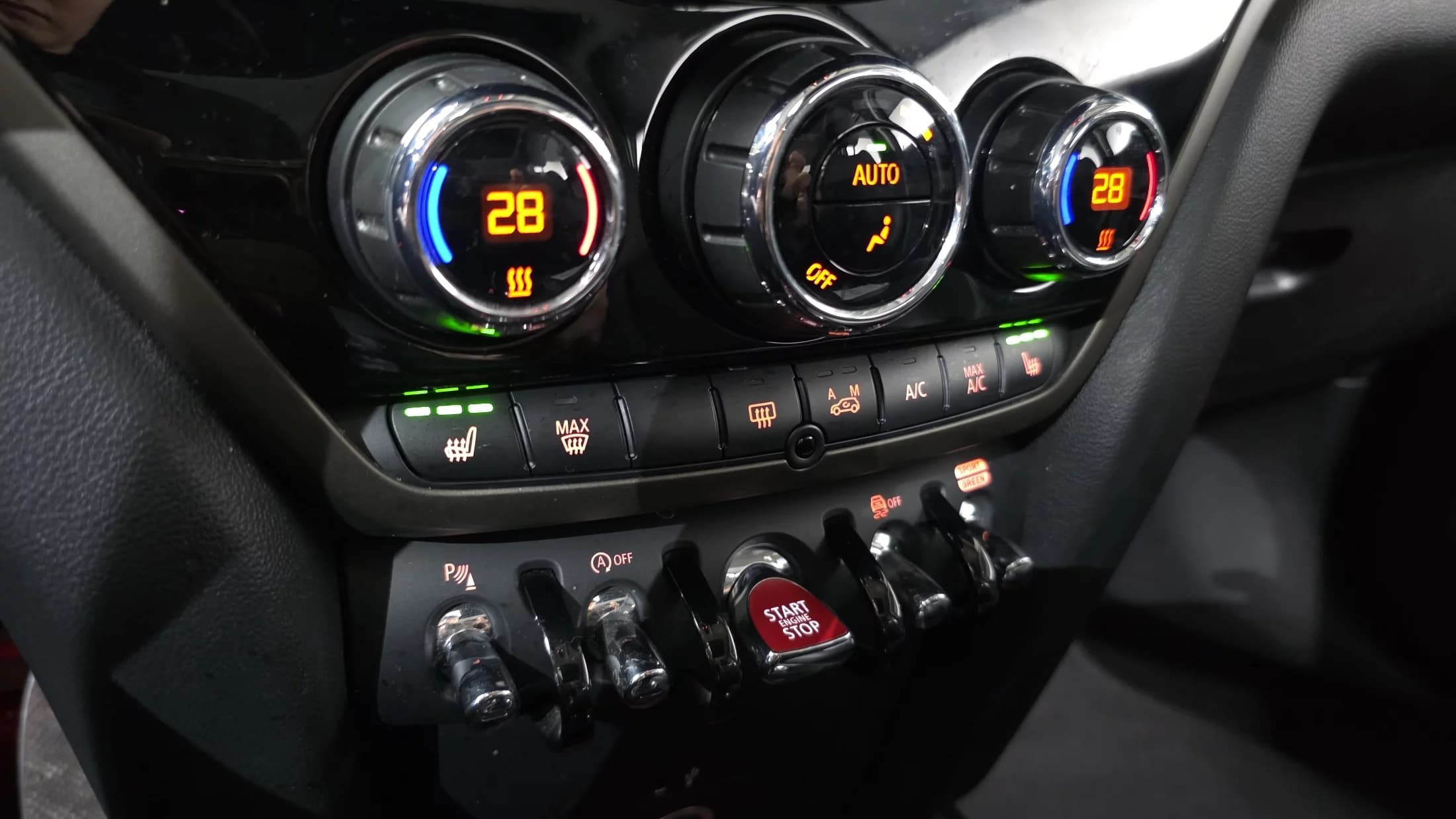 MINI Countryman Classic 2nd, 2022 г. 33487 км. — фото 15