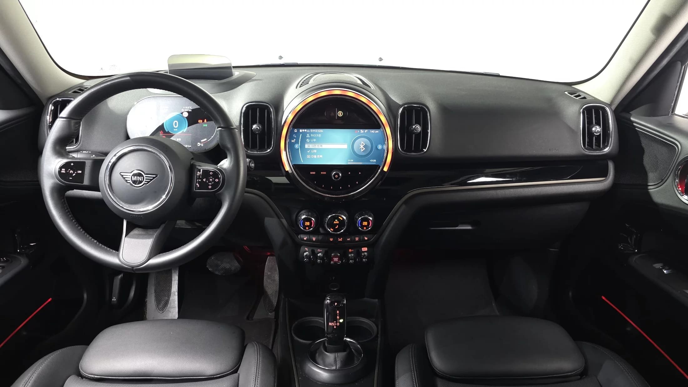 MINI Countryman Classic 2nd, 2022 г. 33487 км. — фото 6