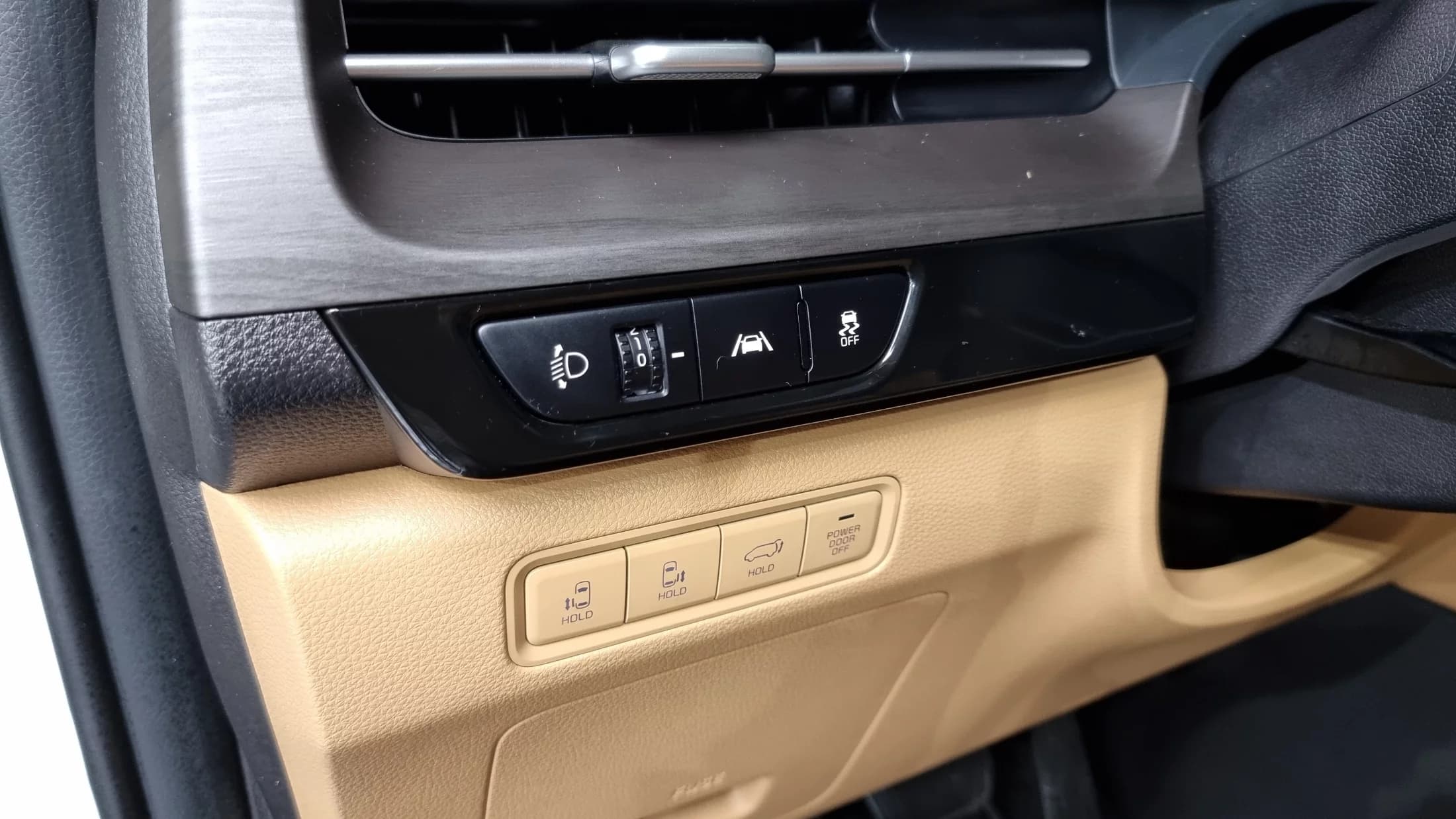 Kia Carnival 9-Seater Noblesse, 2022 г. 50770 км. — фото 17