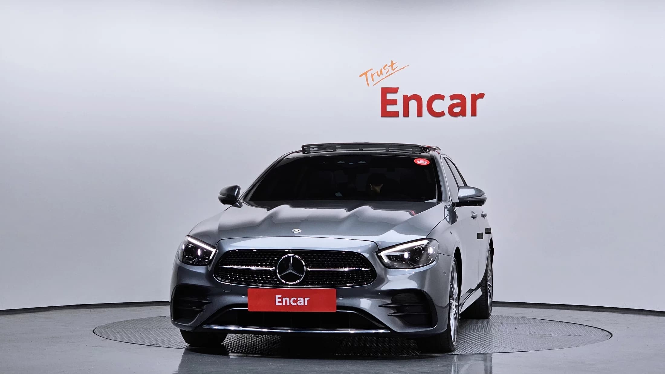 Mercedes-Benz E-Class E350 4MATIC AMG Line, 2022 г. 40512 км. — фото 3