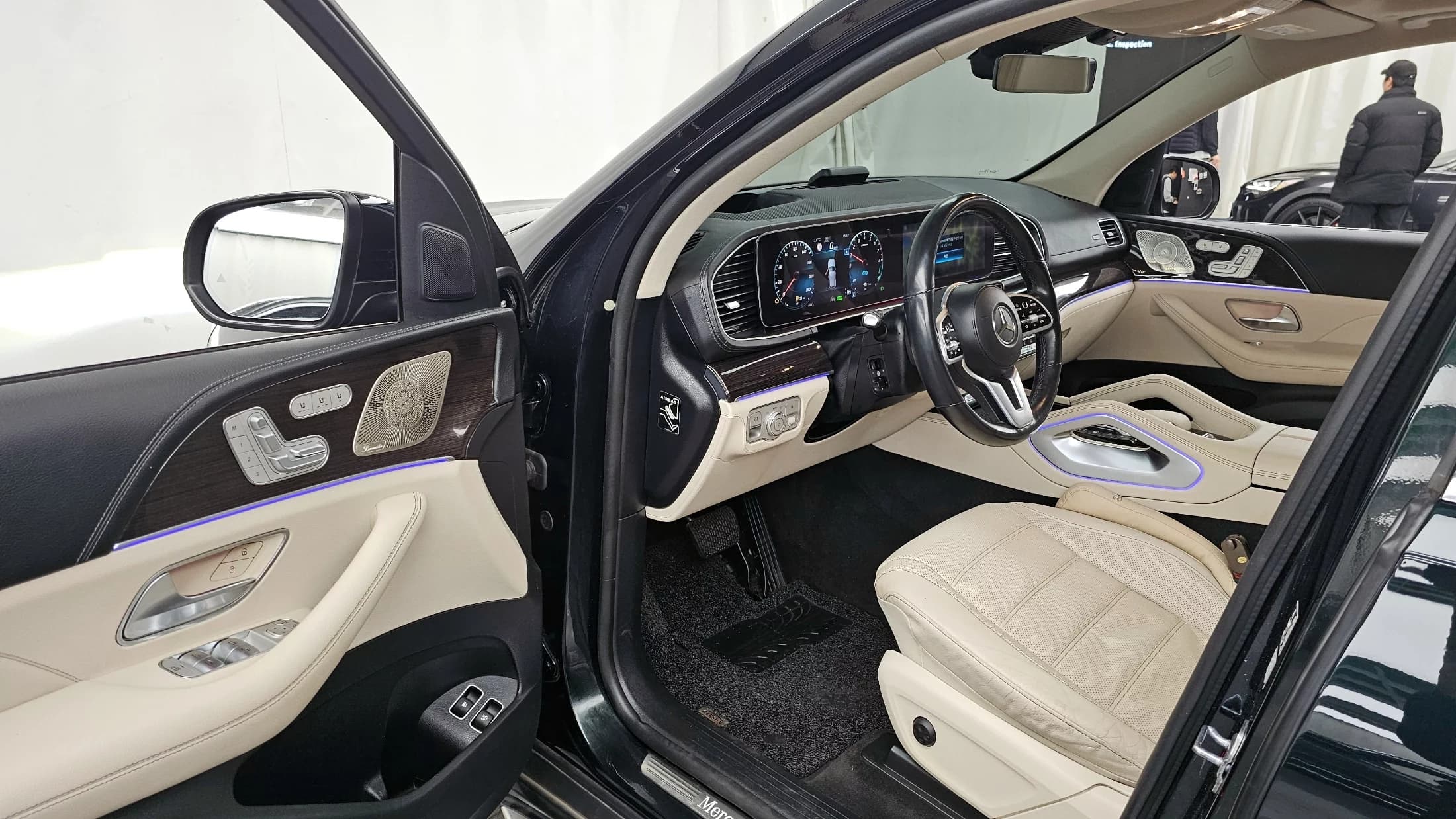 Mercedes-Benz GLE-Class GLE350e 4MATIC, гибрид, 2021 г. 82628 км. — фото 10