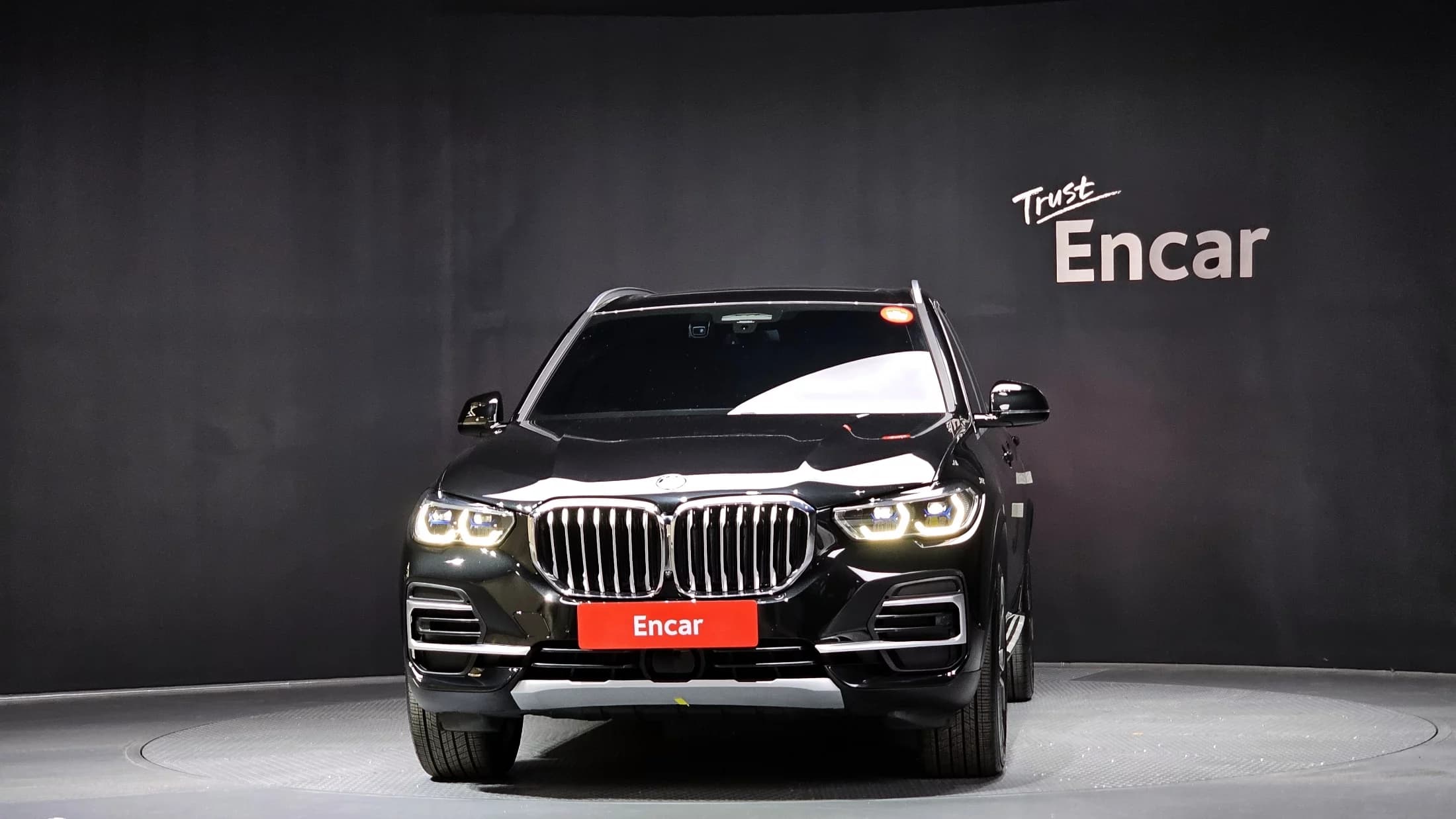 BMW X5 xDrive 30d xLine, 2023 г. 53585 км. — фото 3