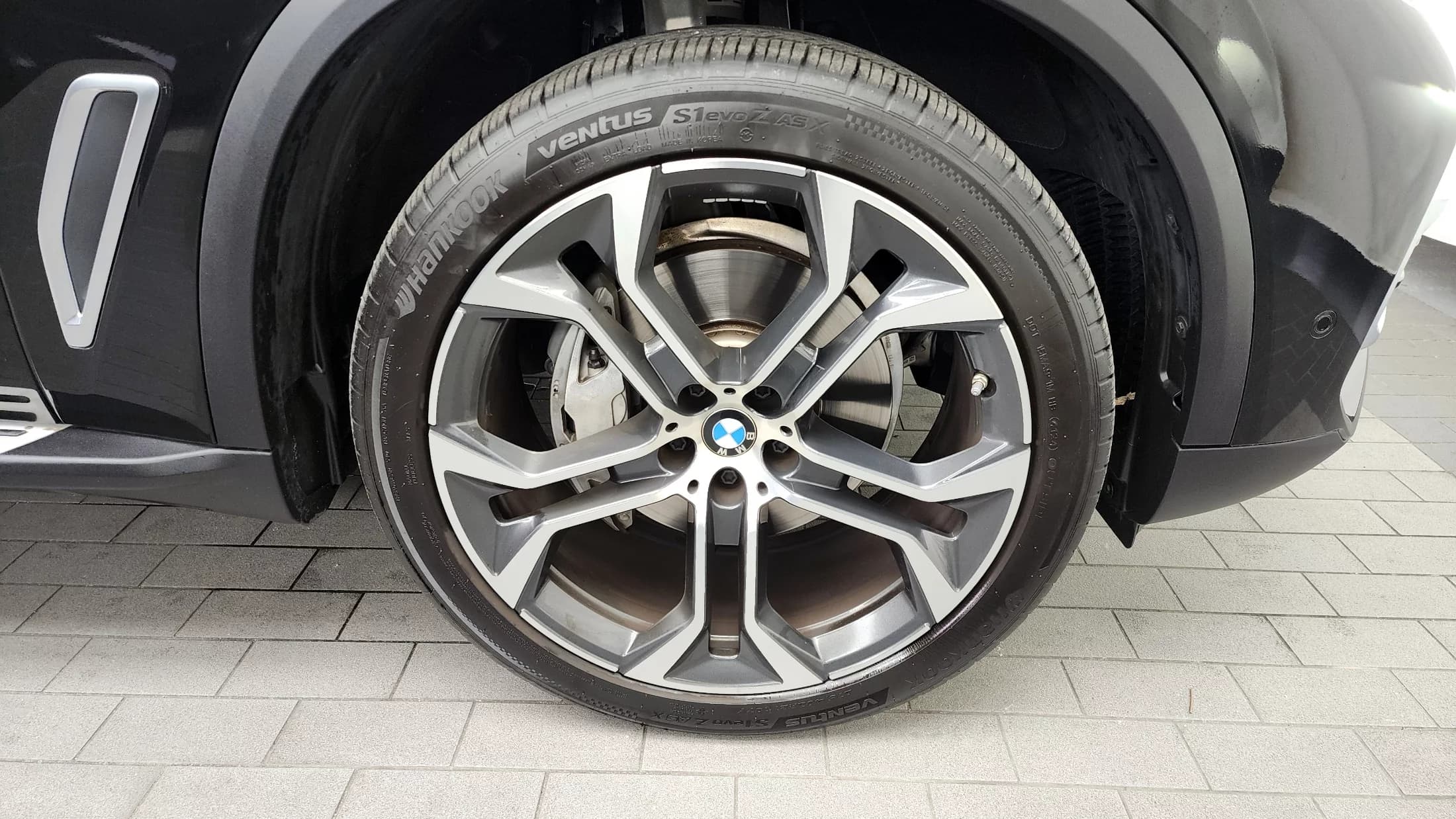 BMW X5 xDrive 30d xLine, 2023 г. 53585 км. — фото 5