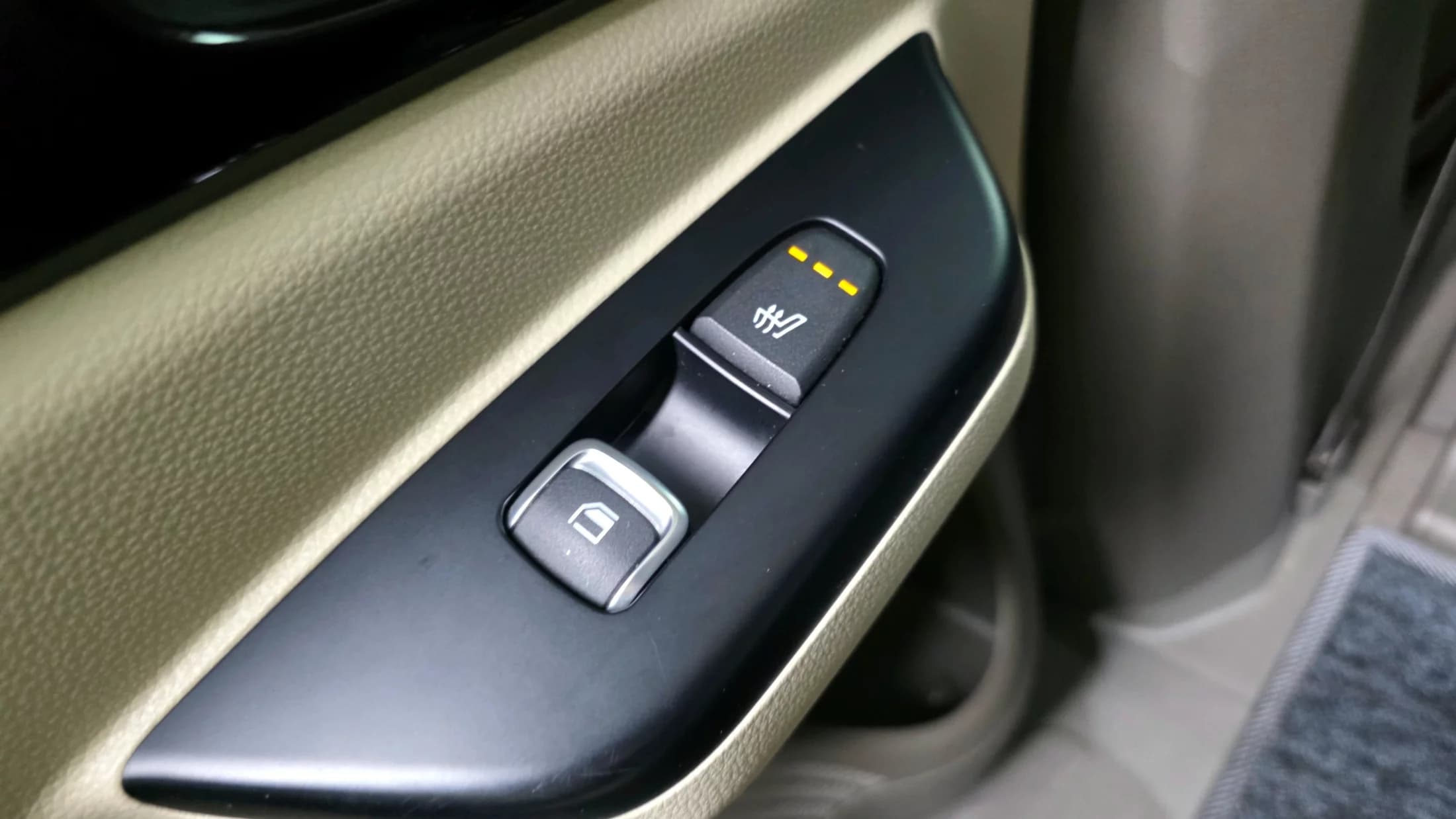 Kia Carnival 9-Seater Prestige, 2022 г. 48001 км. — фото 19