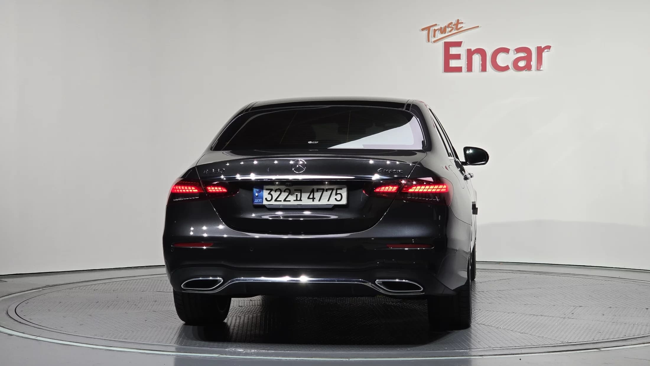 Mercedes-Benz E-Class E350 4MATIC AMG Line, 2022 г. 59822 км. — фото 4