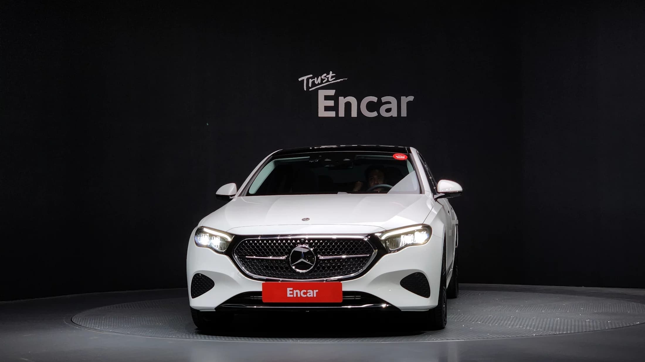 Mercedes-Benz E-Class E200 Avantgarde, 2025 г. 1100 км. — фото 3