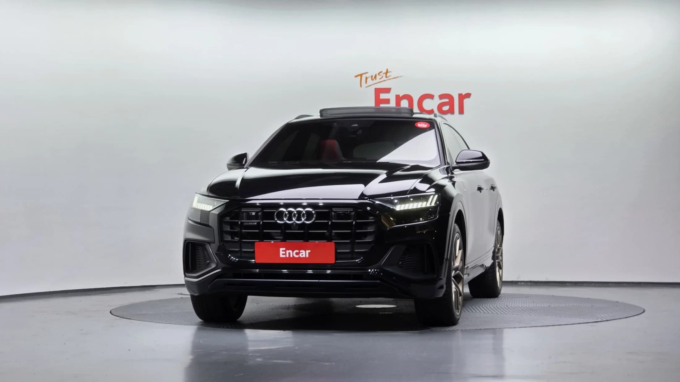 Audi Q8 50 TDI Quattro Exclusive, 2023 г. 41372 км. — фото 3