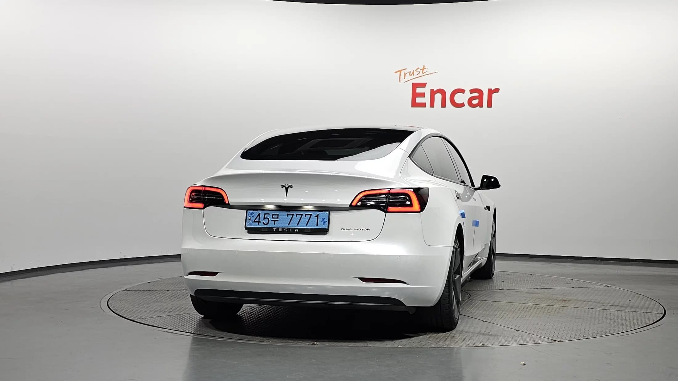 Tesla MODEL 3 Long Range, электромобиль, 2021 г. 66059 км. — фото 4