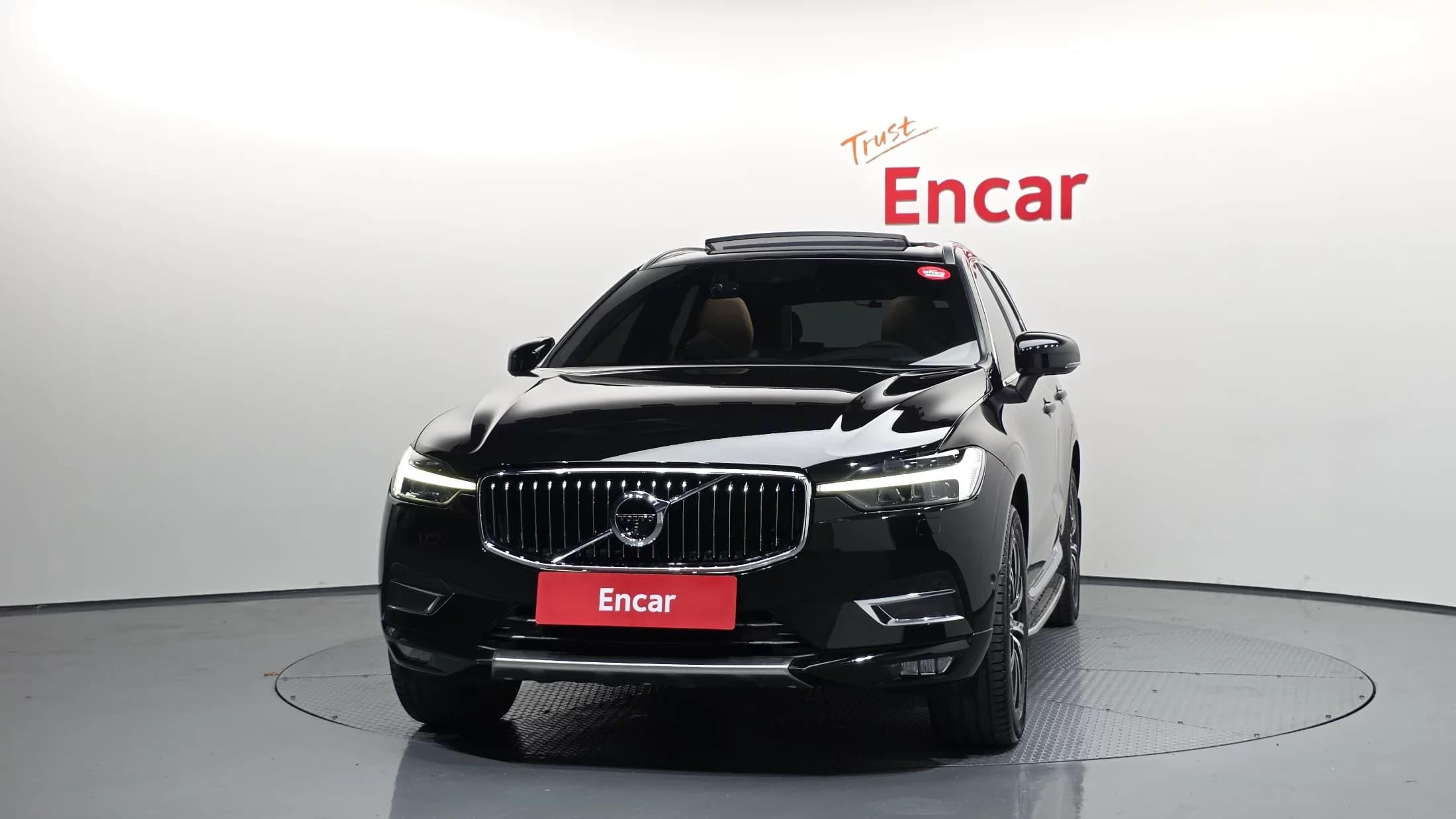 Volvo XC60 B5 Inscription, 2021 г. 55886 км. — фото 3