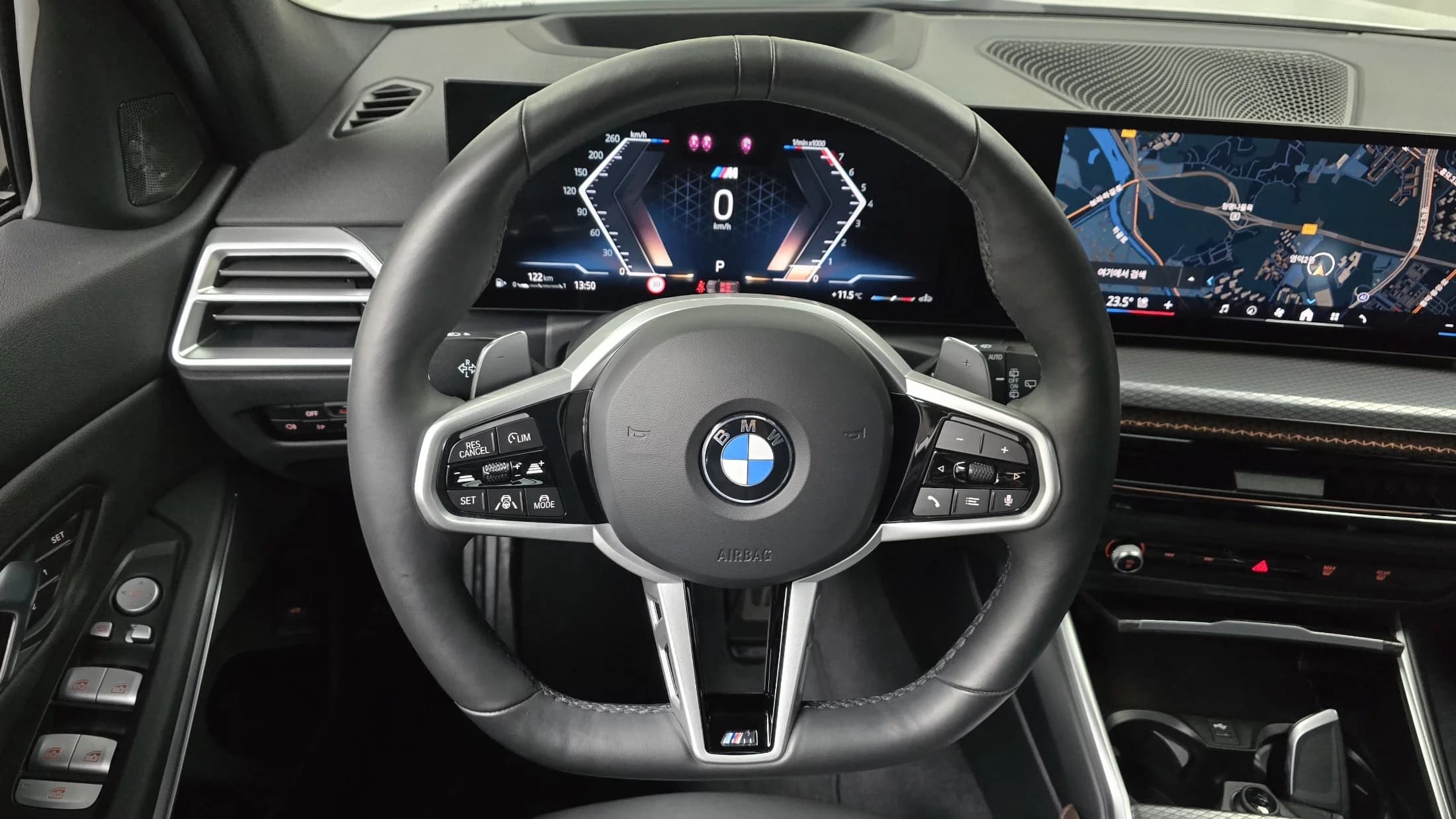 BMW 3-Series 320i Touring M Sports, 2024 г. 22398 км. — фото 13