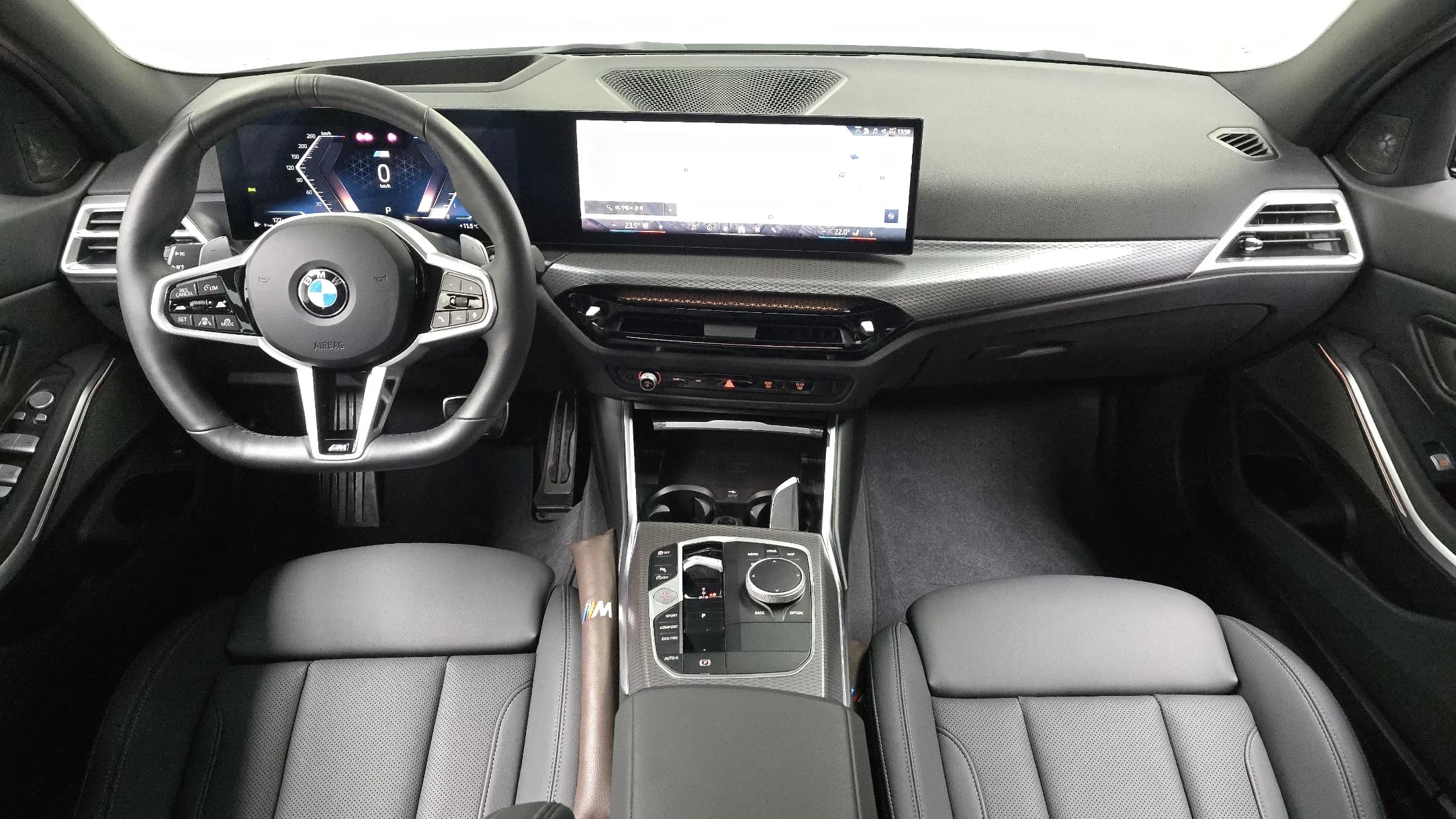 BMW 3-Series 320i Touring M Sports, 2024 г. 22398 км. — фото 7