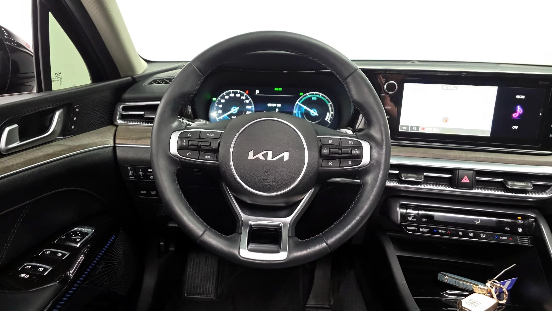 Kia K5 (Киа Оптима) Signature, гибрид, 2023 г. 18162 км. — фото 13