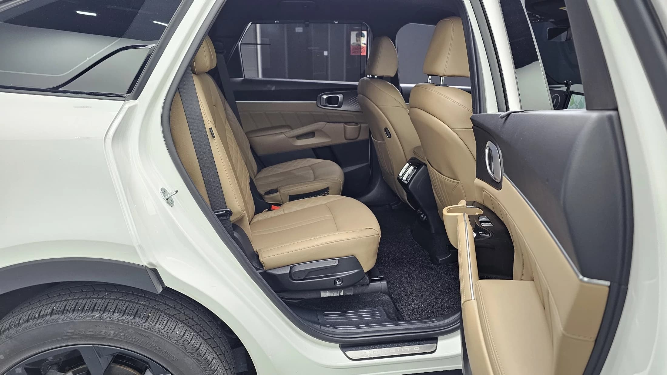 Kia Sorento Gasoline 2.5T 2WD Gravity, 2025 г. 9485 км. — фото 12