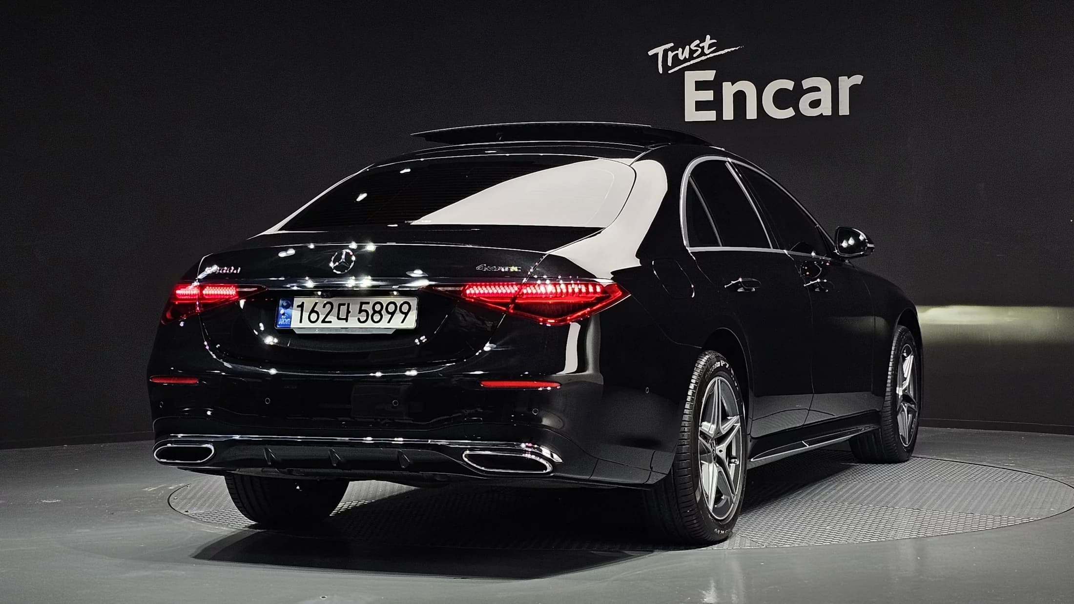 Mercedes-Benz S-Class S400 d 4MATIC, 2023 г. 17599 км. — фото 2