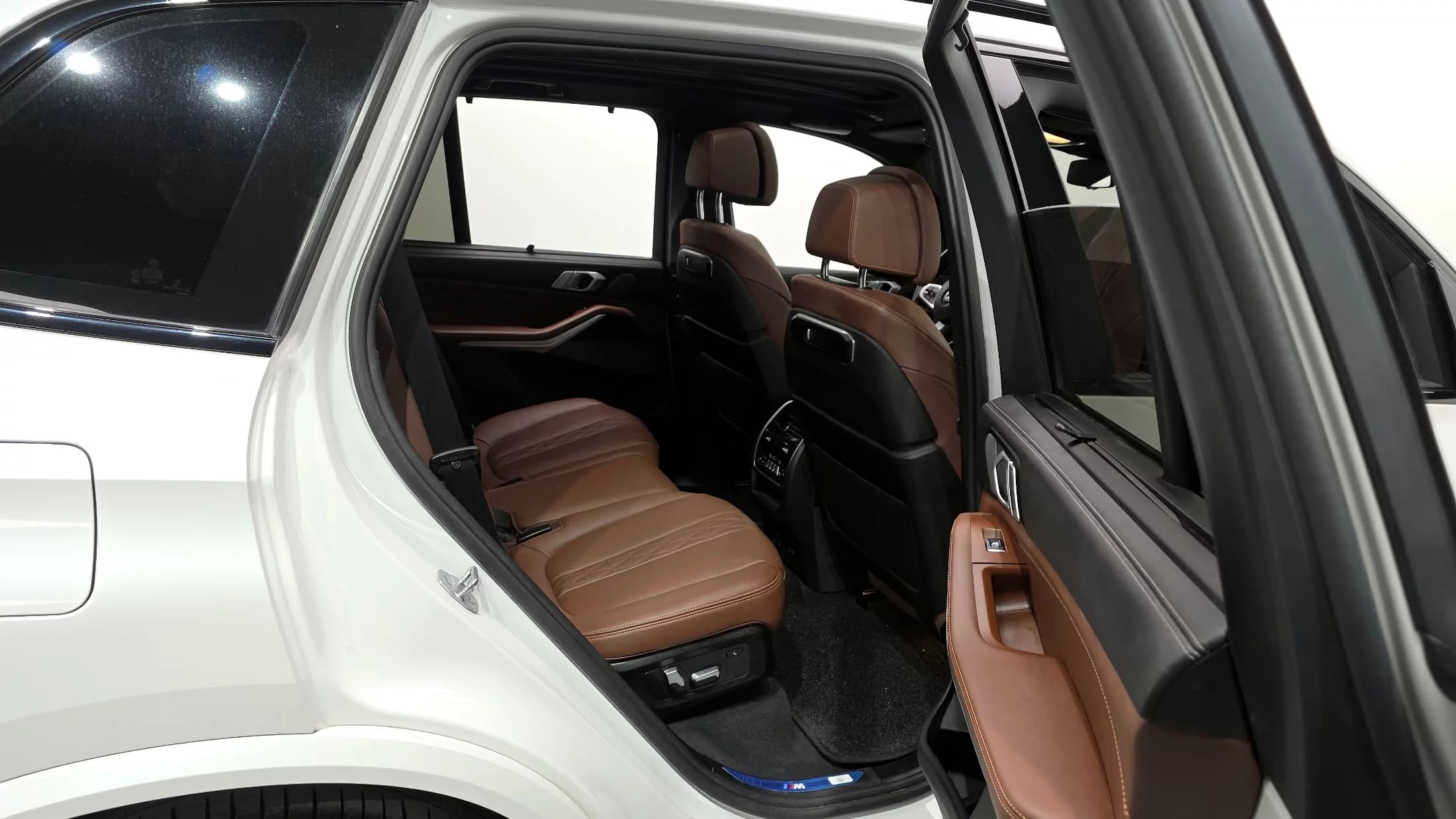 BMW X5 xDrive 40i M Sport, 2023 г. 28811 км. — фото 12