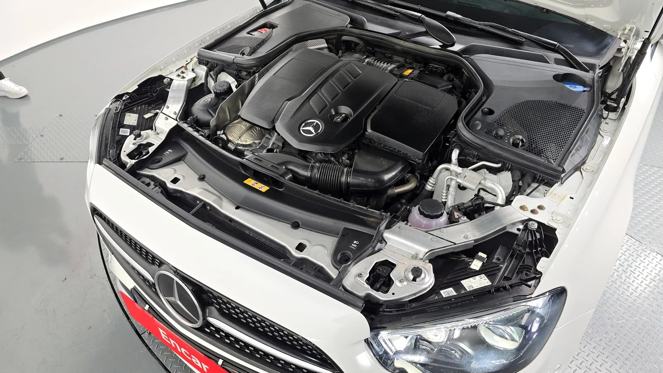 Mercedes-Benz E-Class E220d 4MATIC AMG Line, 2022 г. 82798 км. — фото 6