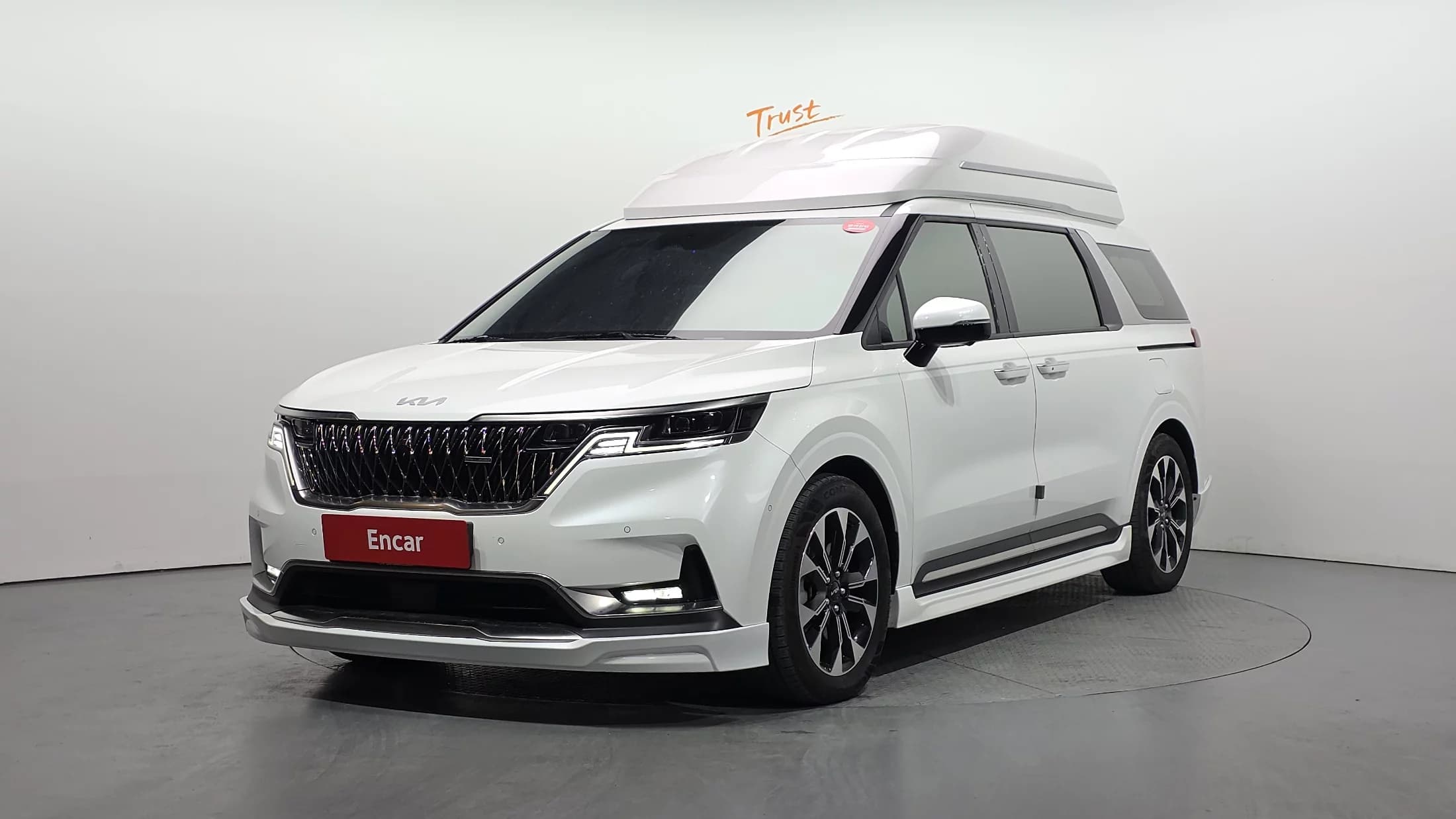 Kia Carnival Gasoline 9-seater Limousine(Special vehicle), 2023 г. 40410 км. — фото 2