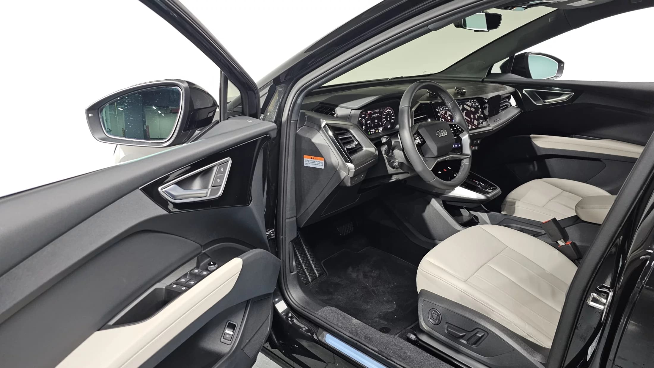 Audi Q4 e-tron 45 Premium, электромобиль, 2025 г. 14378 км. — фото 11