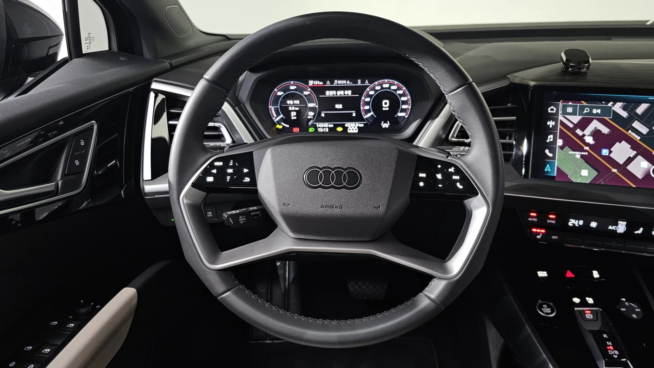 Audi Q4 e-tron 45 Premium, электромобиль, 2025 г. 14378 км. — фото 13