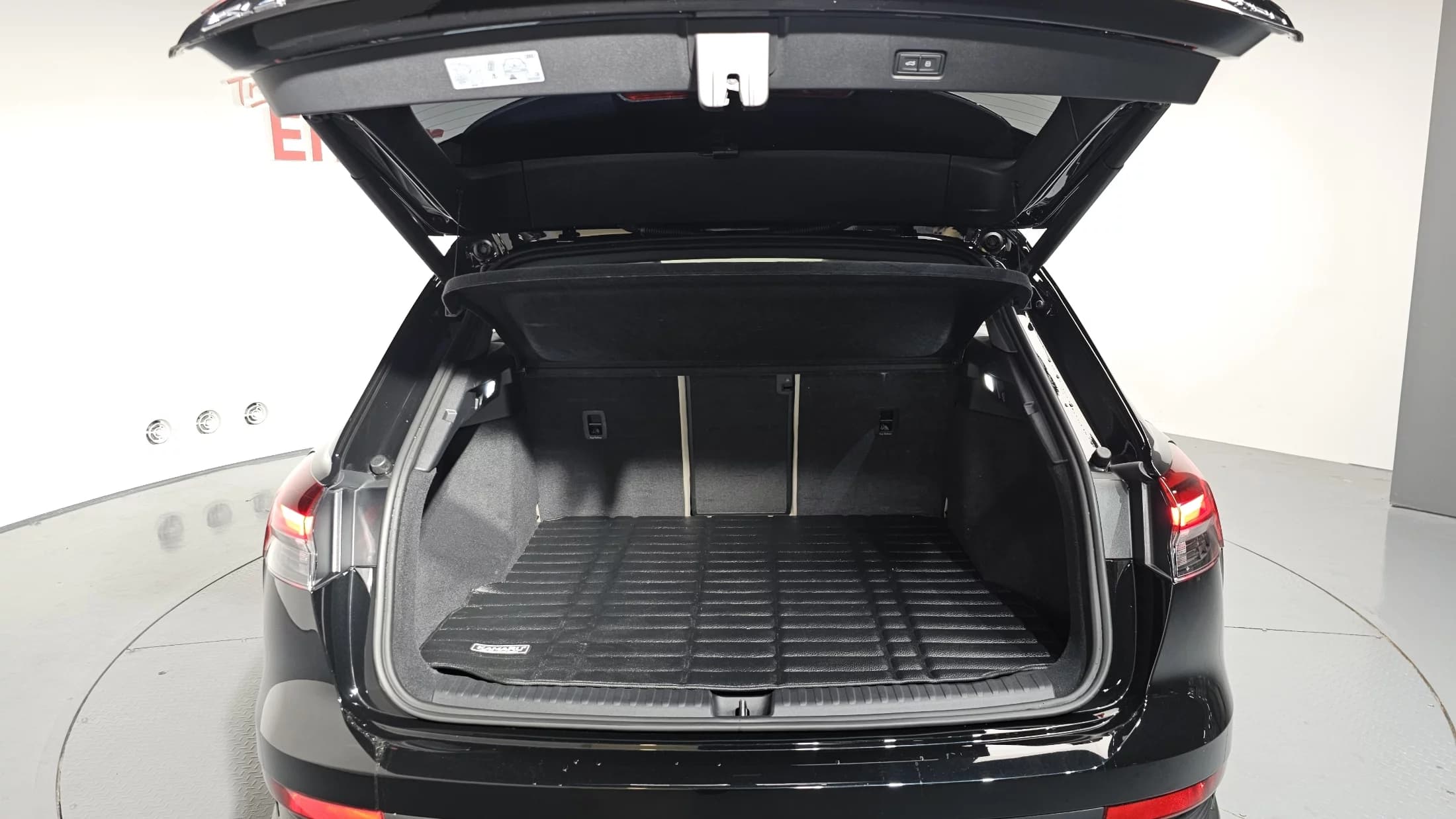 Audi Q4 e-tron 45 Premium, электромобиль, 2025 г. 14378 км. — фото 20