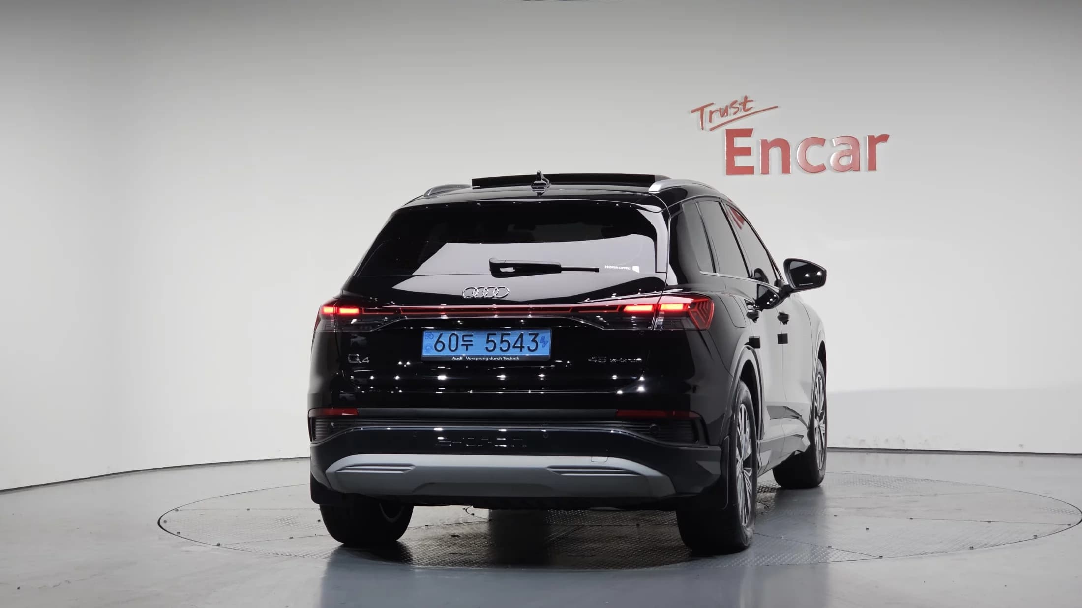 Audi Q4 e-tron 45 Premium, электромобиль, 2025 г. 14378 км. — фото 4