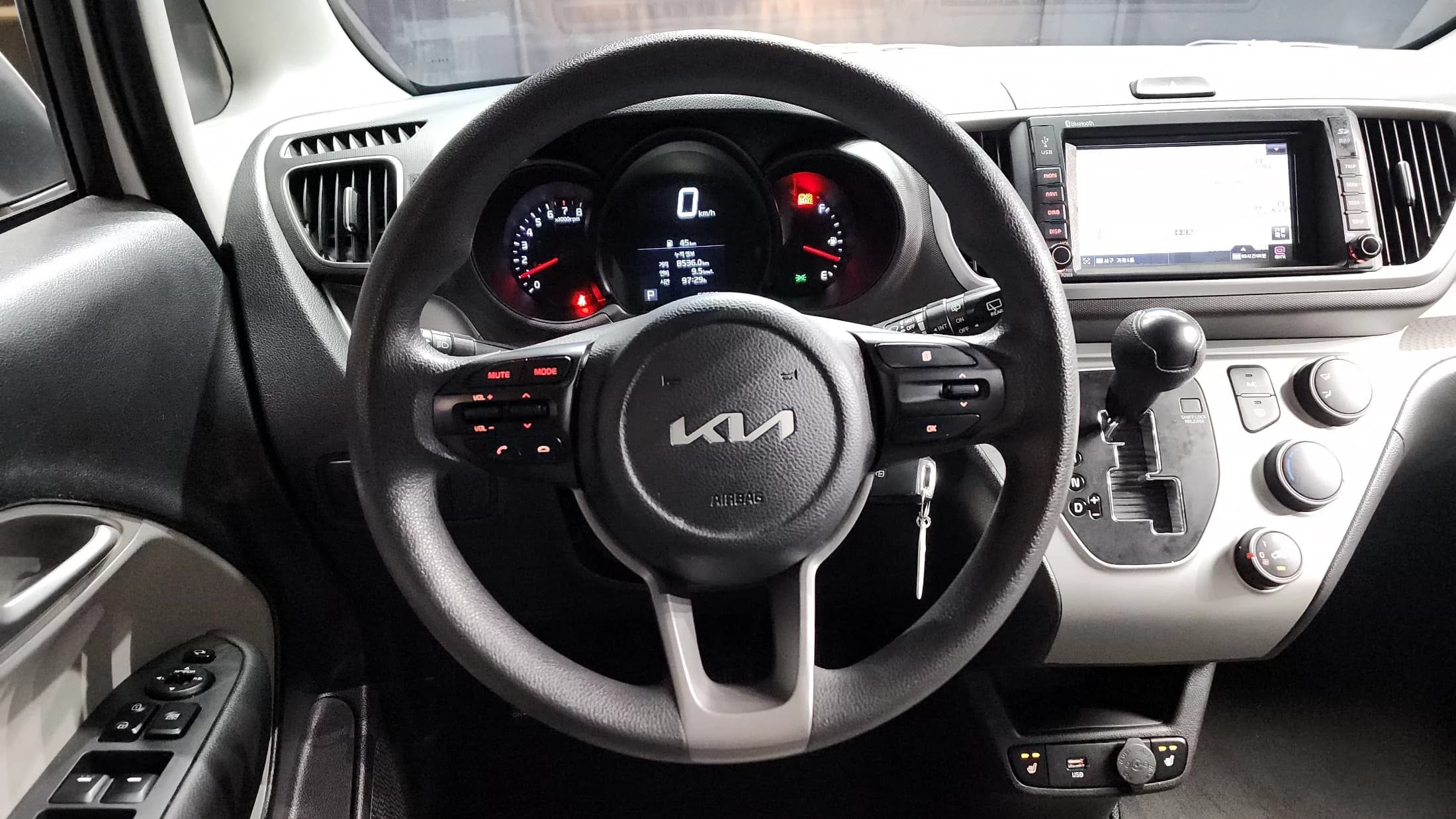 Kia RAY Van Prestige Special, 2022 г. 58600 км. — фото 13