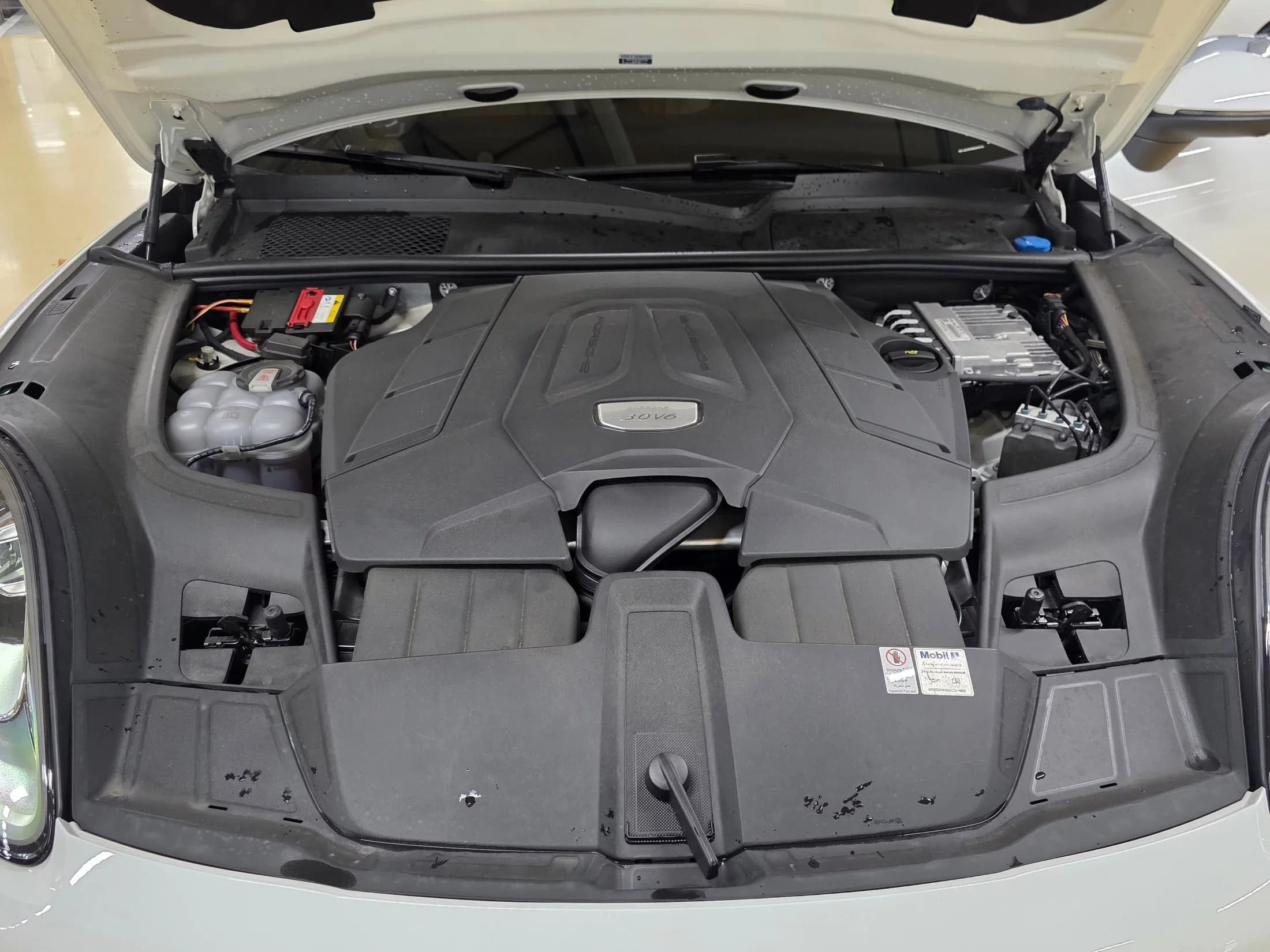 Porsche CAYENNE 3.0, 2022 г. 32079 км. — фото 6