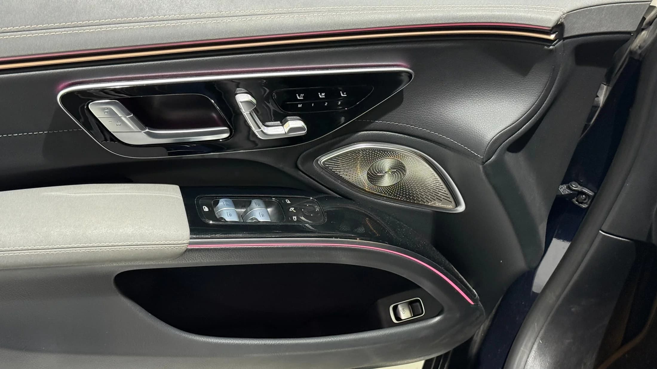 Mercedes-Benz EQS EQS350, электромобиль, 2022 г. 52743 км. — фото 15