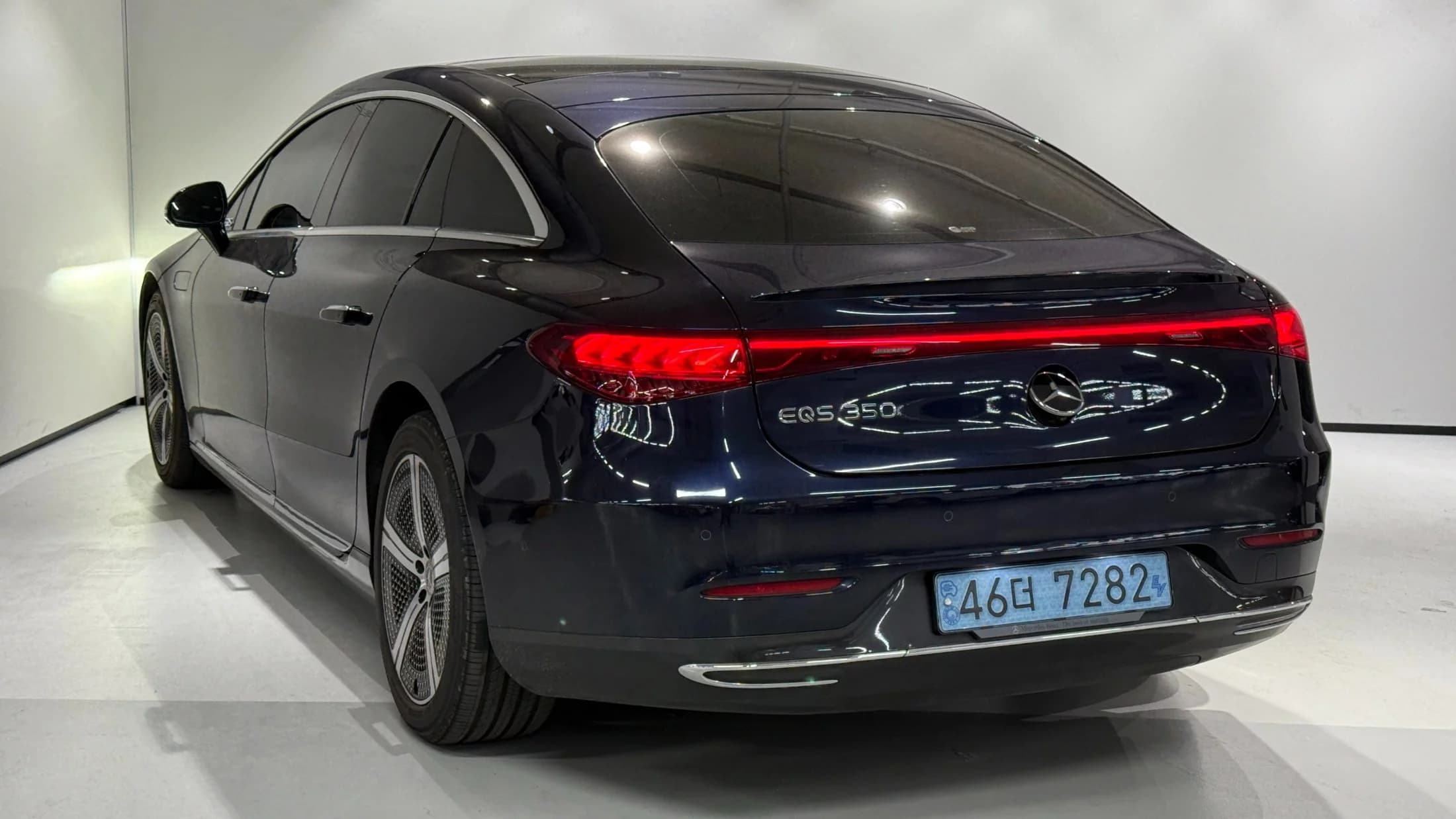 Mercedes-Benz EQS EQS350, электромобиль, 2022 г. 52743 км. — фото 6